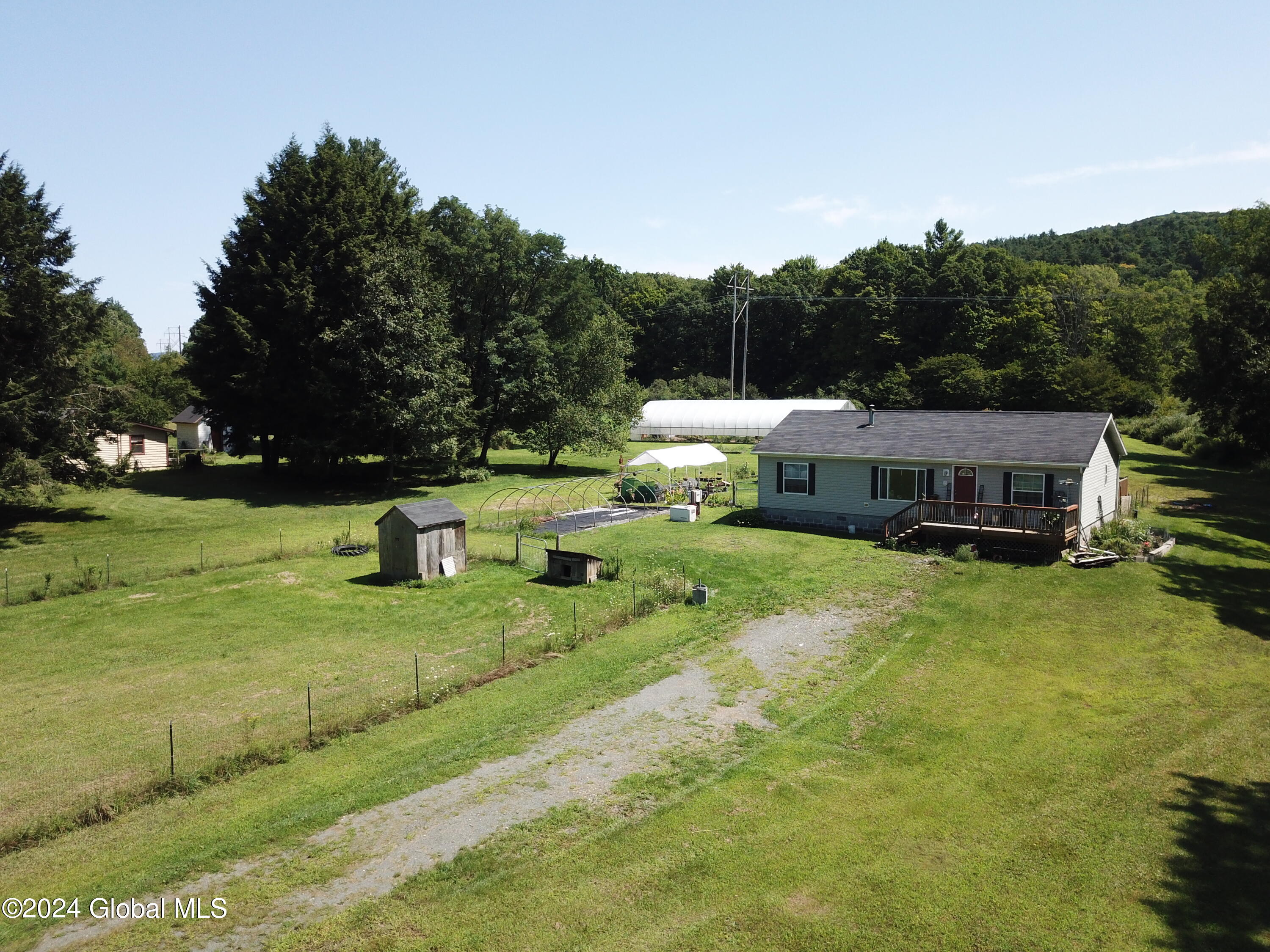 28 Wolfs Den Road, East Nassau, New York image 3