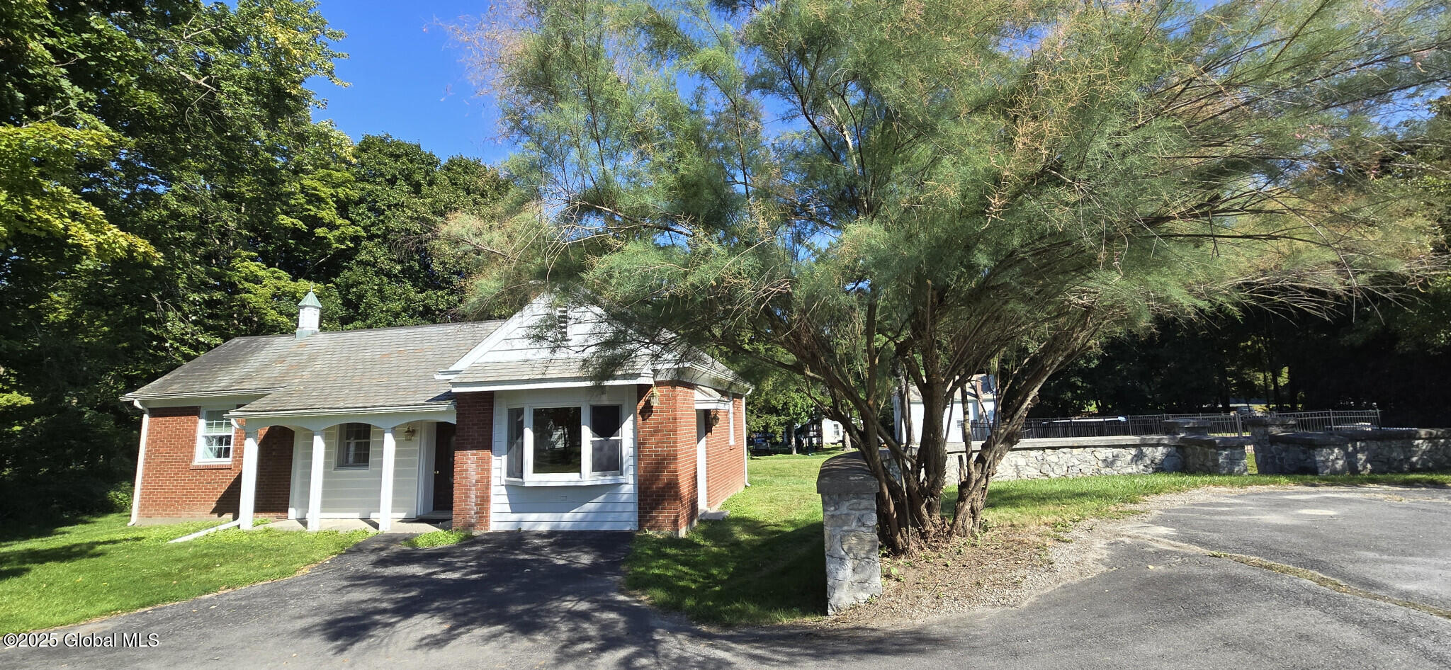 10 Richmond Avenue, Hoosick Falls, New York image 50