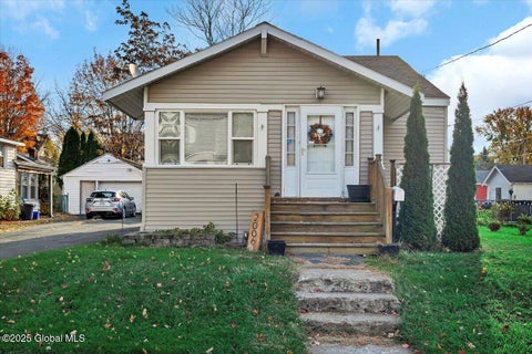Photo for 2006 9th Street