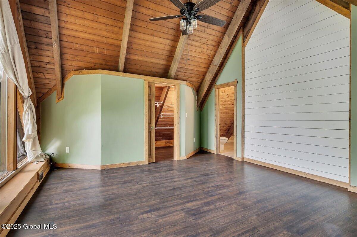 34 Glen Royal Drive, Sand Lake, New York image 17