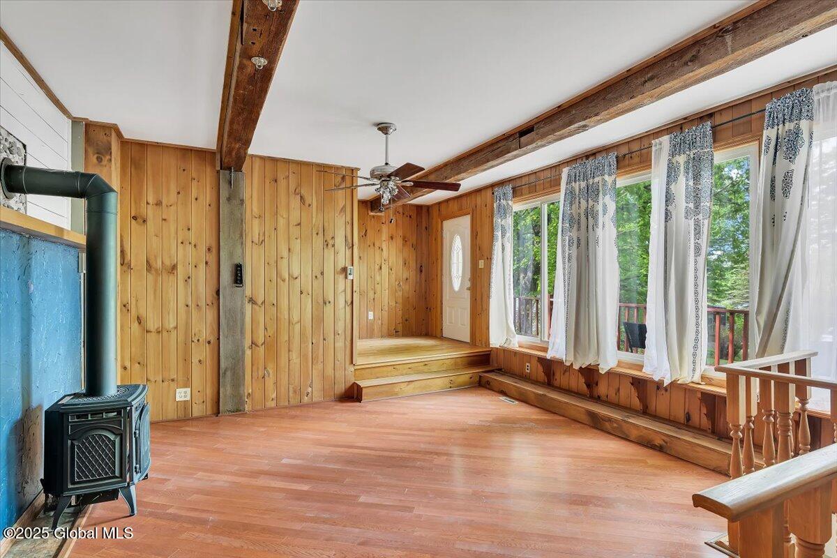 34 Glen Royal Drive, Sand Lake, New York image 4