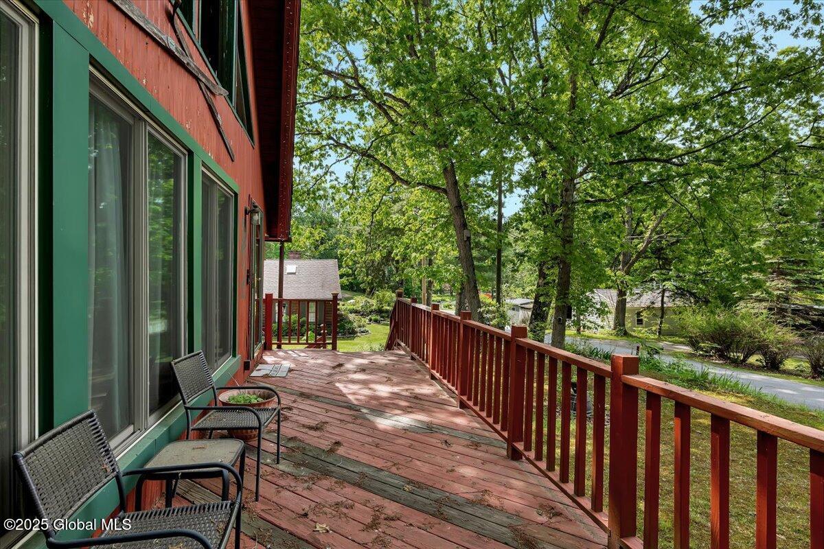 34 Glen Royal Drive, Sand Lake, New York image 37