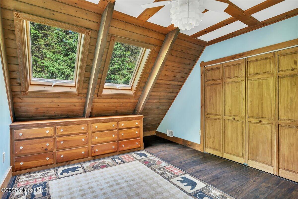 34 Glen Royal Drive, Sand Lake, New York image 21