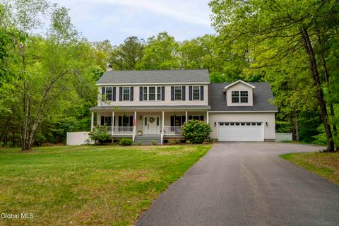 Homes For Sale - 117 Rowland Street<br/> Saratoga County, Ballston Spa, NY 12020