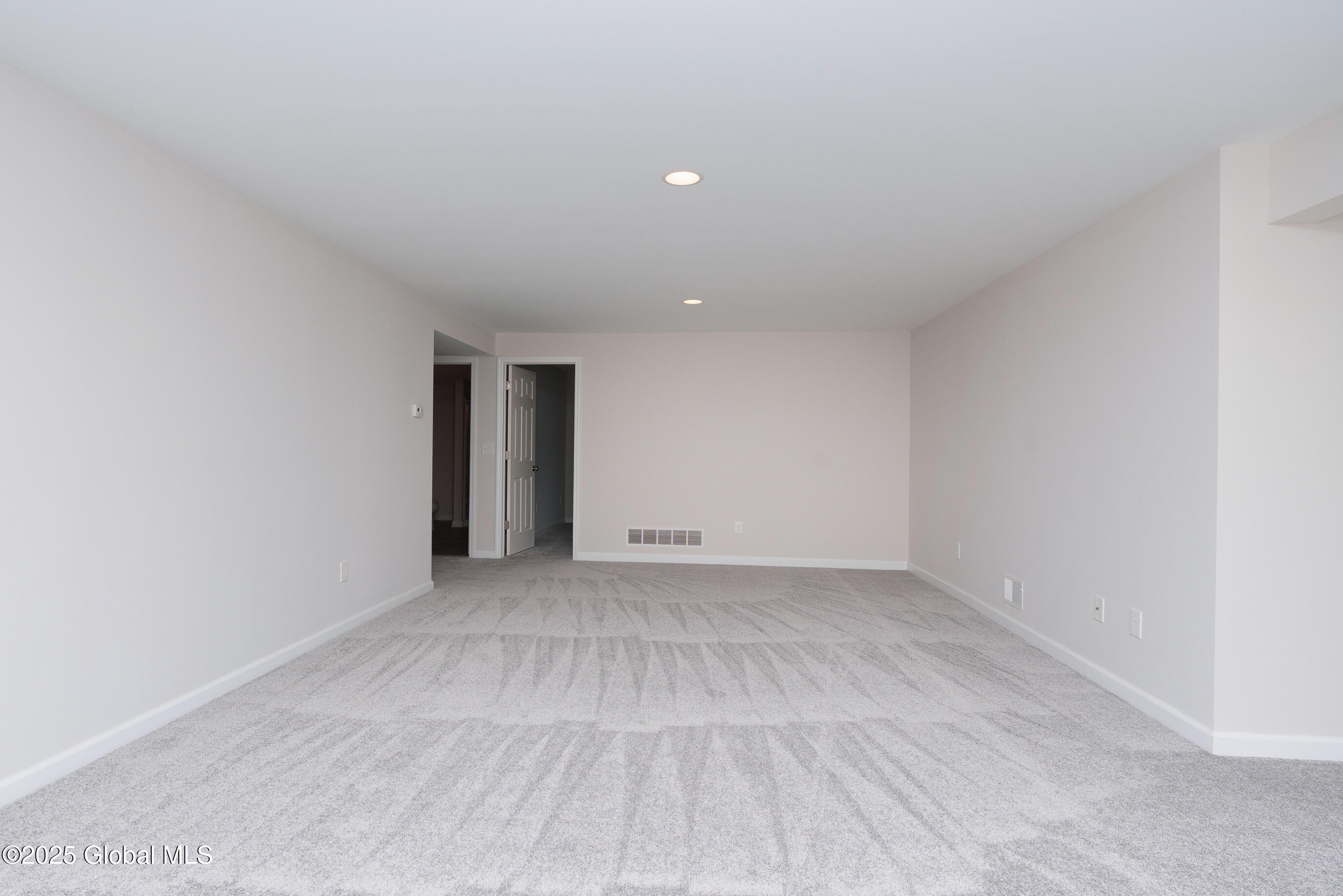 1 Glen Meadow Drive, Mechanicville, New York image 30