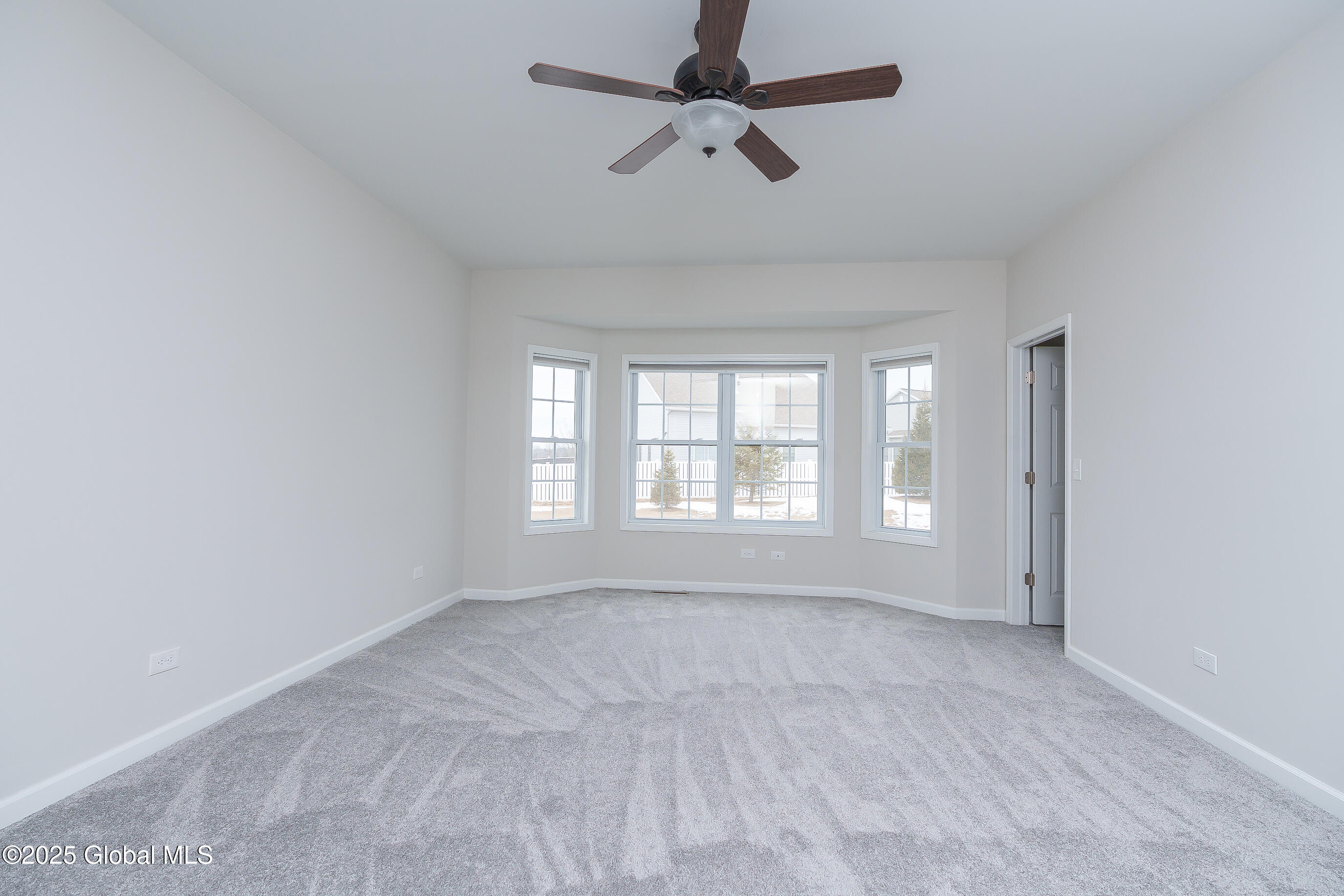 1 Glen Meadow Drive, Mechanicville, New York image 15