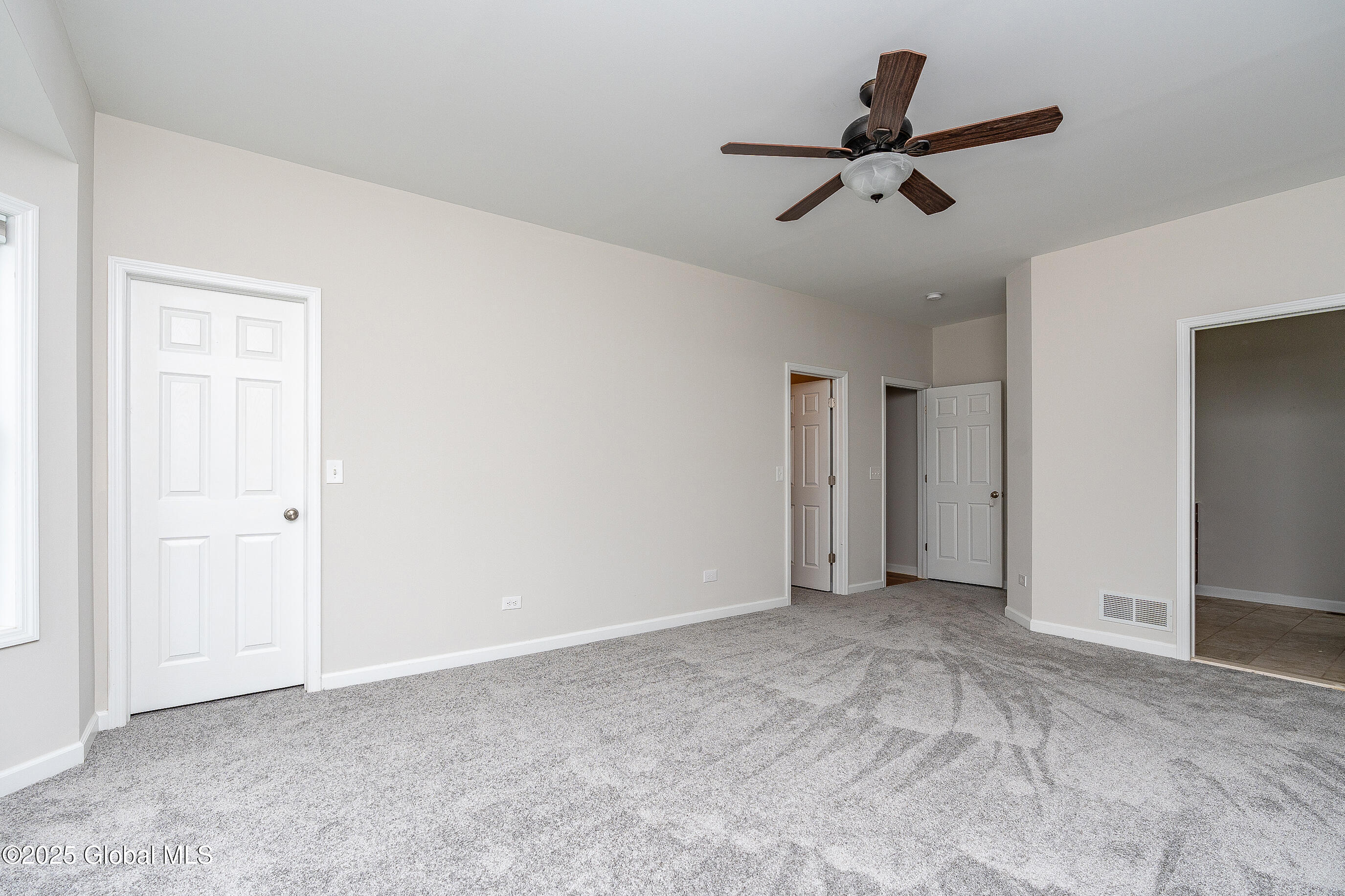 1 Glen Meadow Drive, Mechanicville, New York image 16