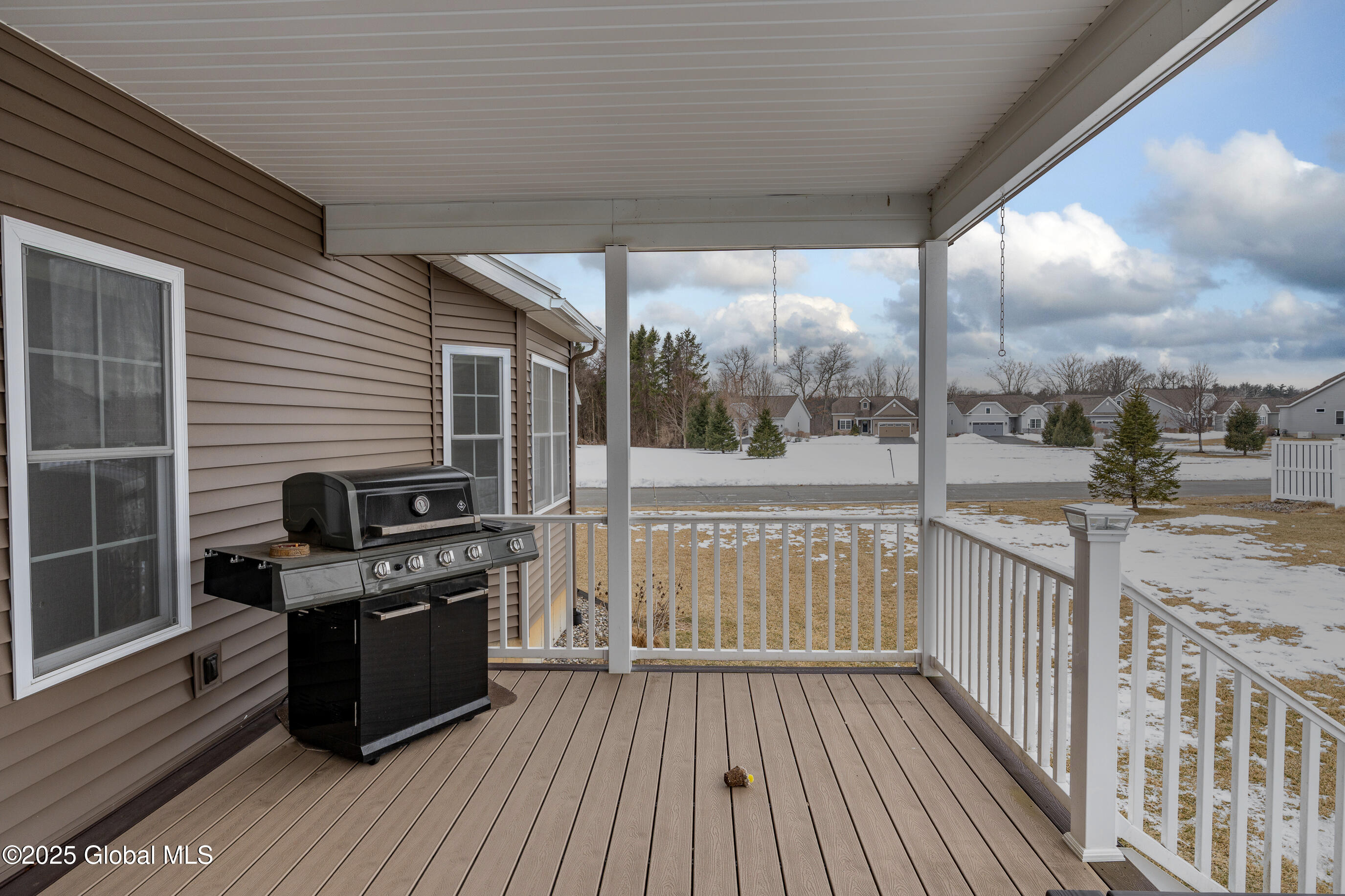 1 Glen Meadow Drive, Mechanicville, New York image 37