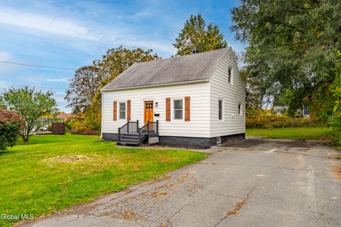Photo of 27 Bellemeade Street, Wynantskill, NY 12198 (MLS # 202628170)