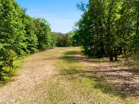 Photo of 25 McDermott Road, Mechanicville, NY 12118 (MLS # 202616094)