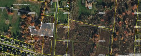 Photo of 5 Landor Lane, Cohoes, NY 12047 (MLS # 202528409)