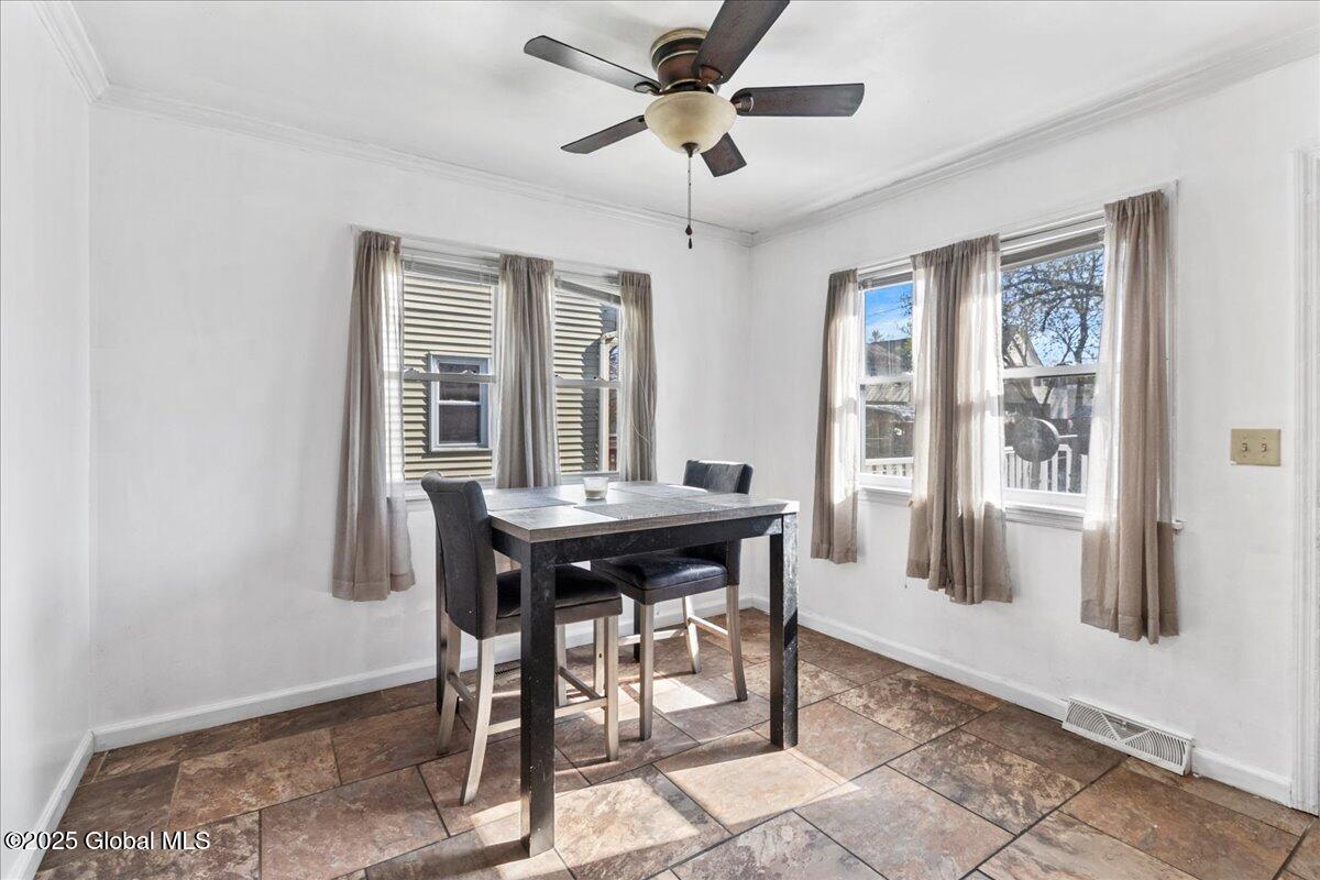 744 Hamilton Street, Schenectady, New York image 13