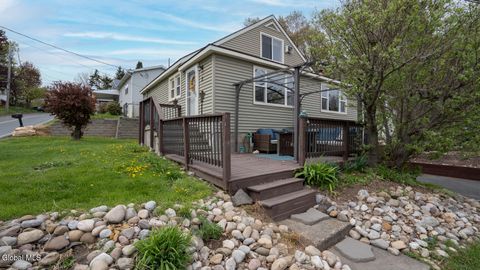 Photo of 3 Lakeshore Drive, Wynantskill, NY 12198 (MLS # 202616261)