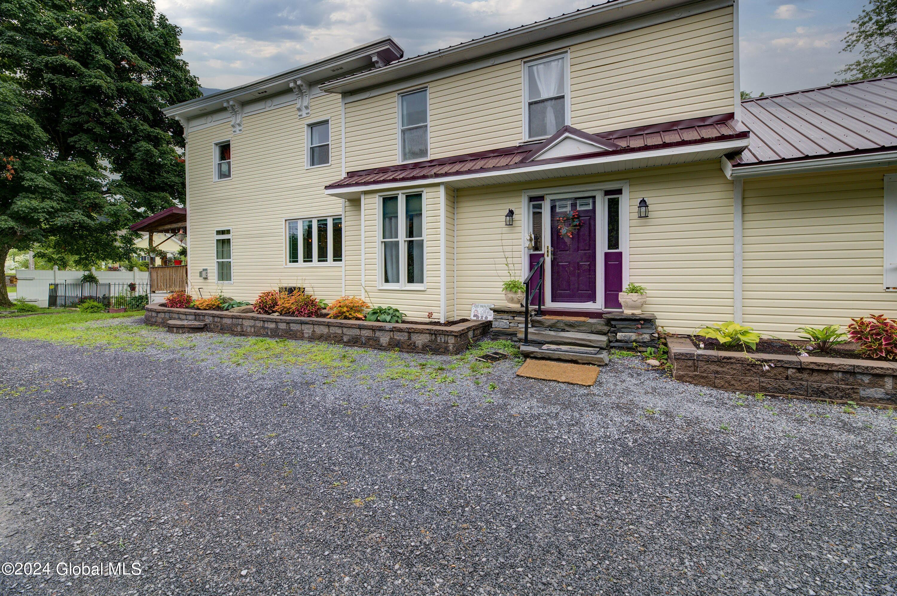 205 Main Street, Schoharie, New York image 10