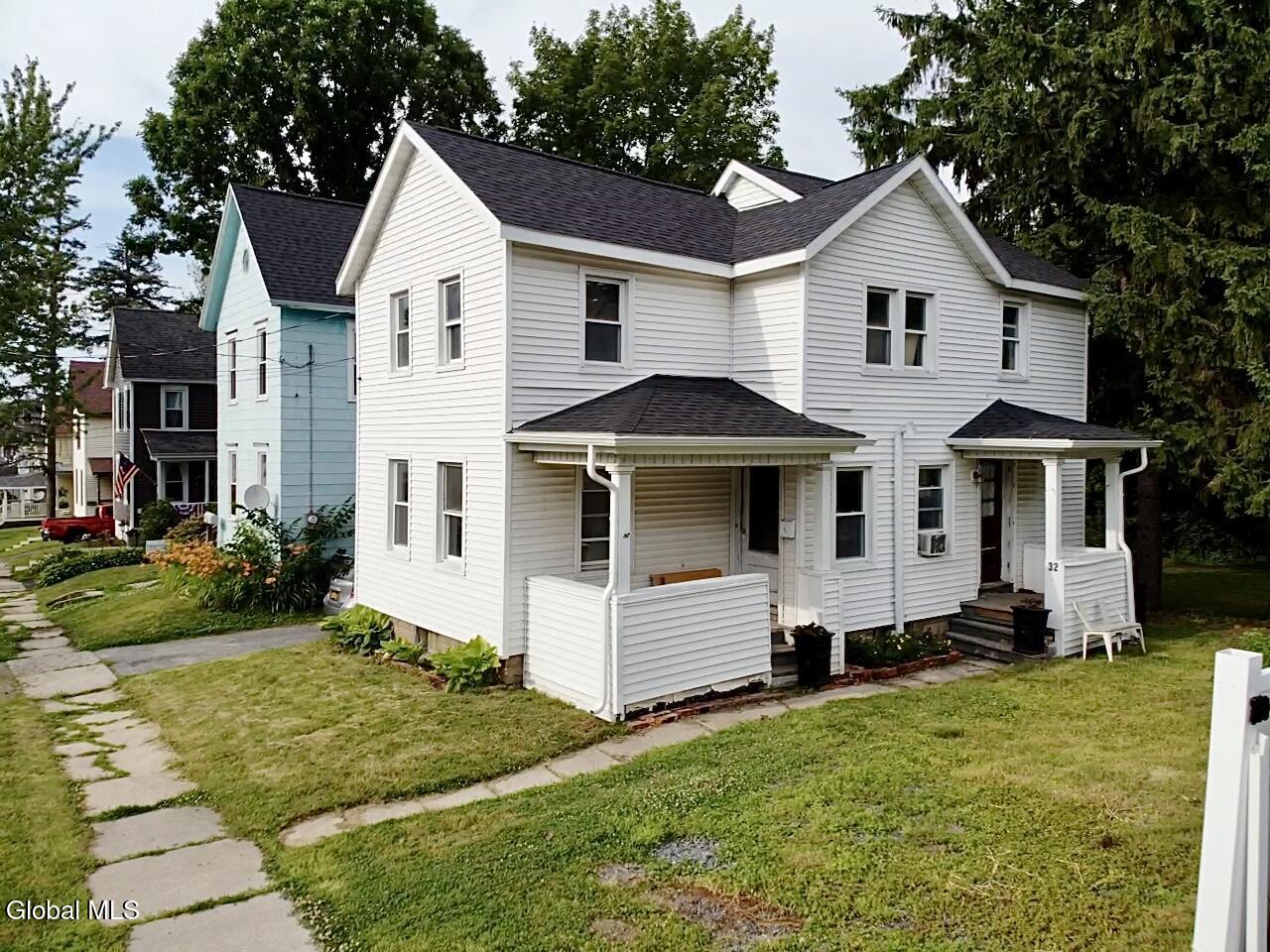 32 S Chase Street
