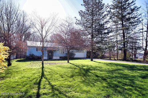 Homes For Sale - 13 N Pawling Street<br/> Hagaman, NY 12086