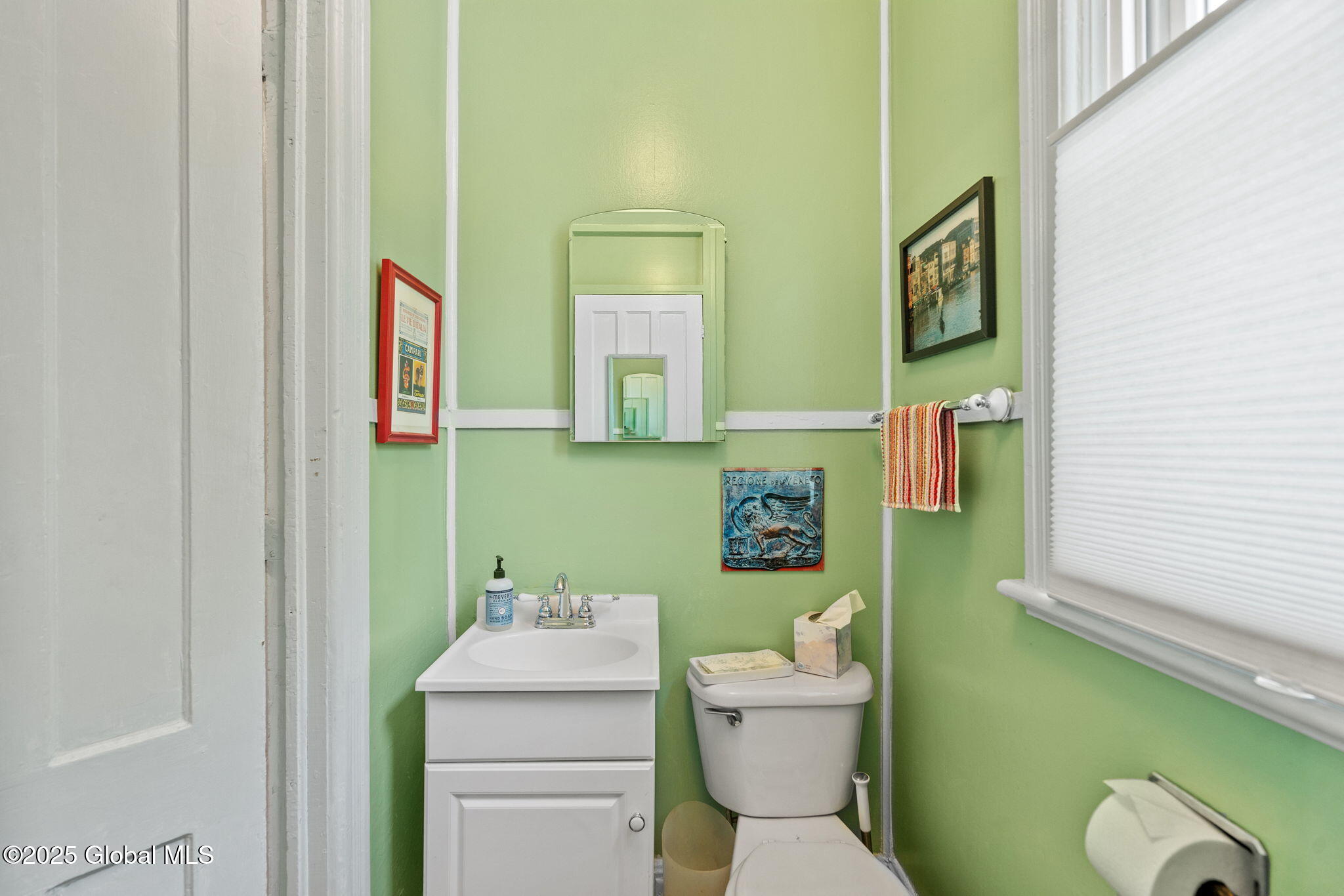 265 Pawling Avenue, Troy, New York image 31