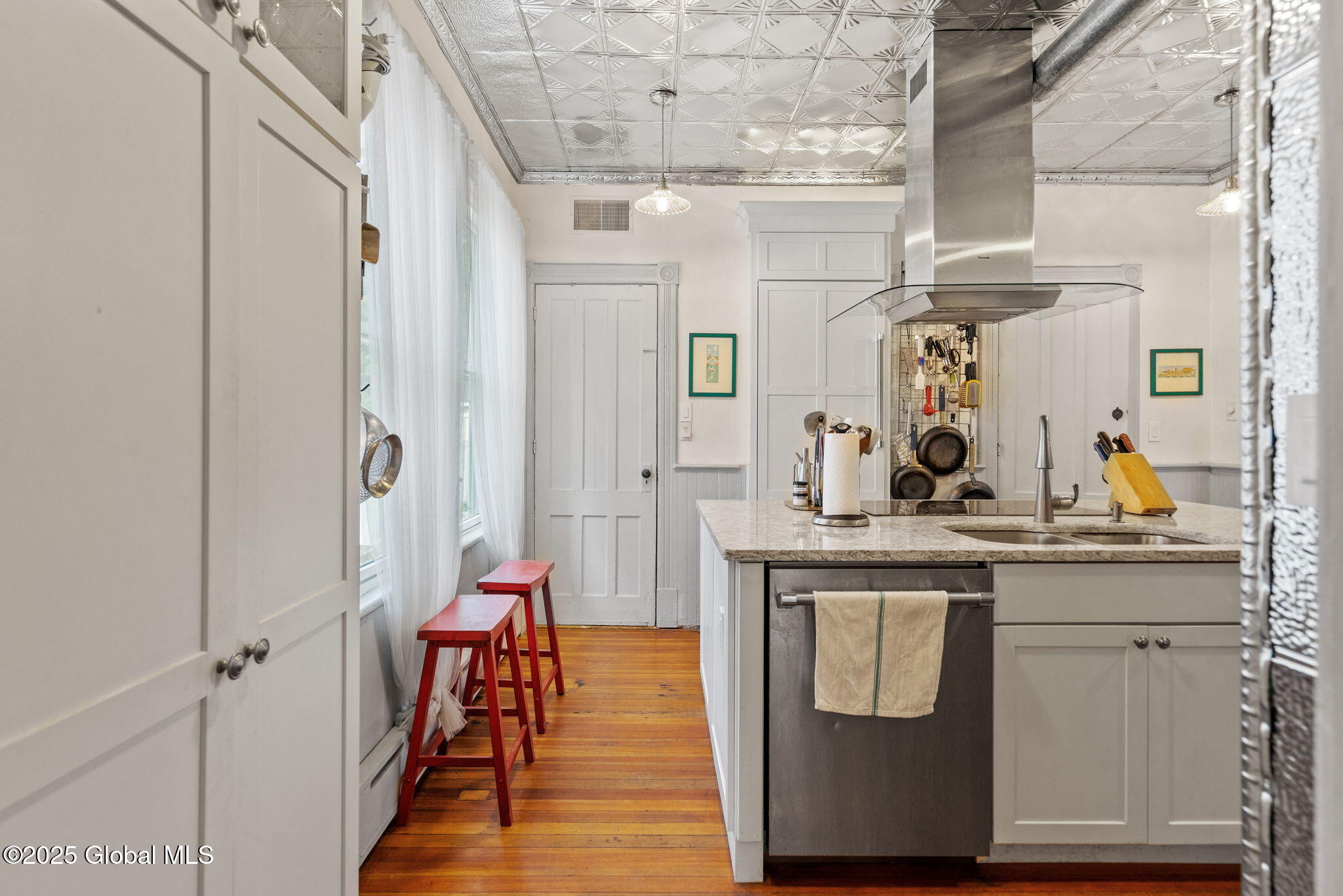 265 Pawling Avenue, Troy, New York image 20