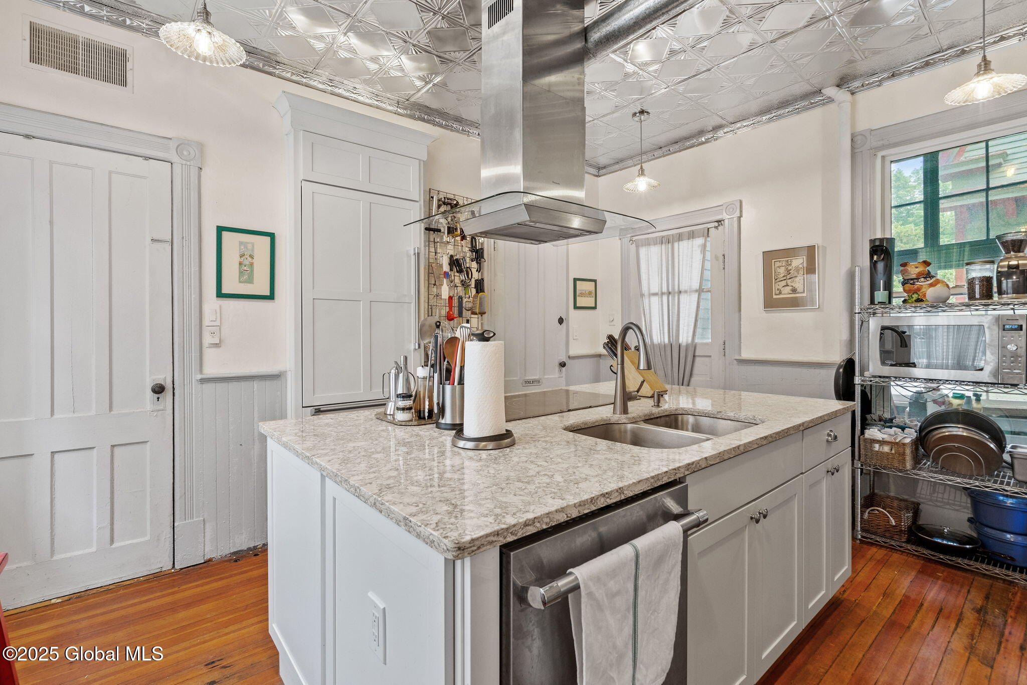265 Pawling Avenue, Troy, New York image 17