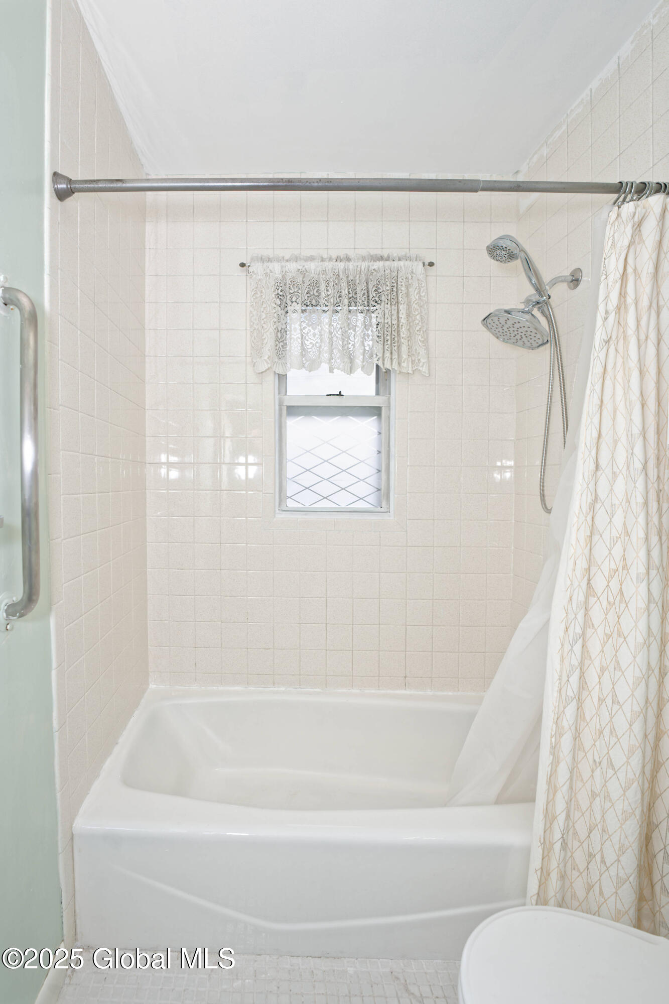 16 Harold Avenue, Latham, New York image 27