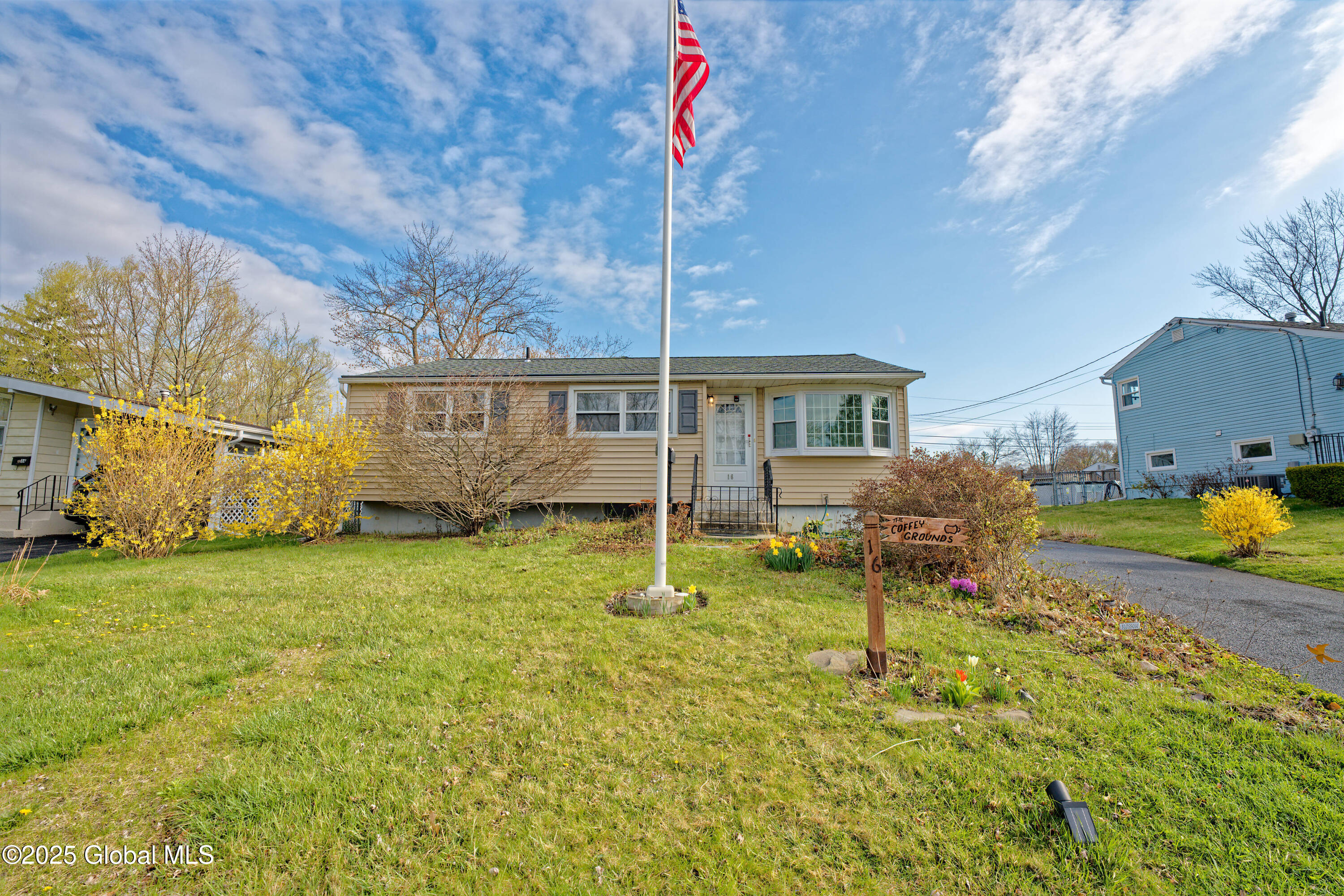 16 Harold Avenue, Latham, New York image 2