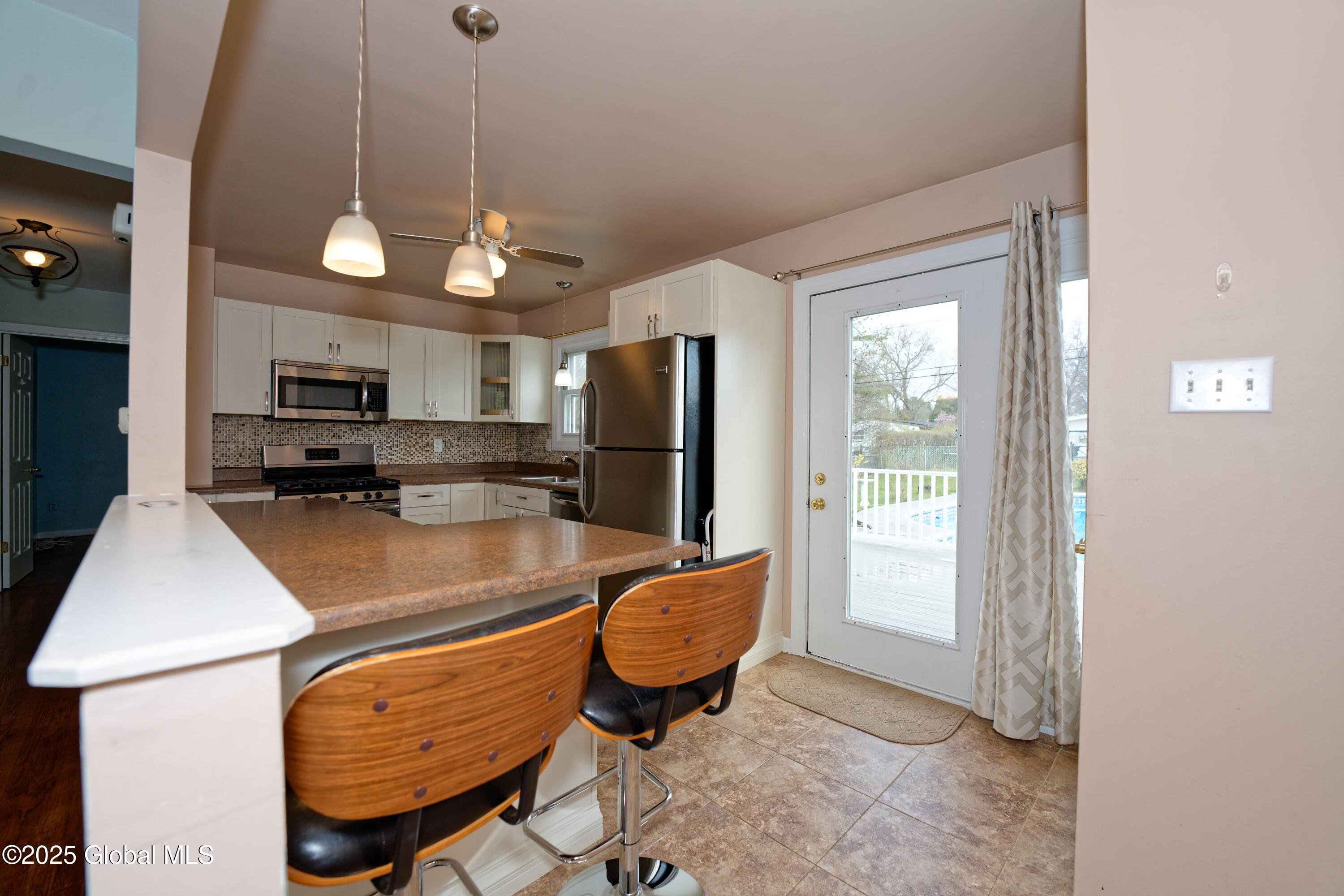 16 Harold Avenue, Latham, New York image 15