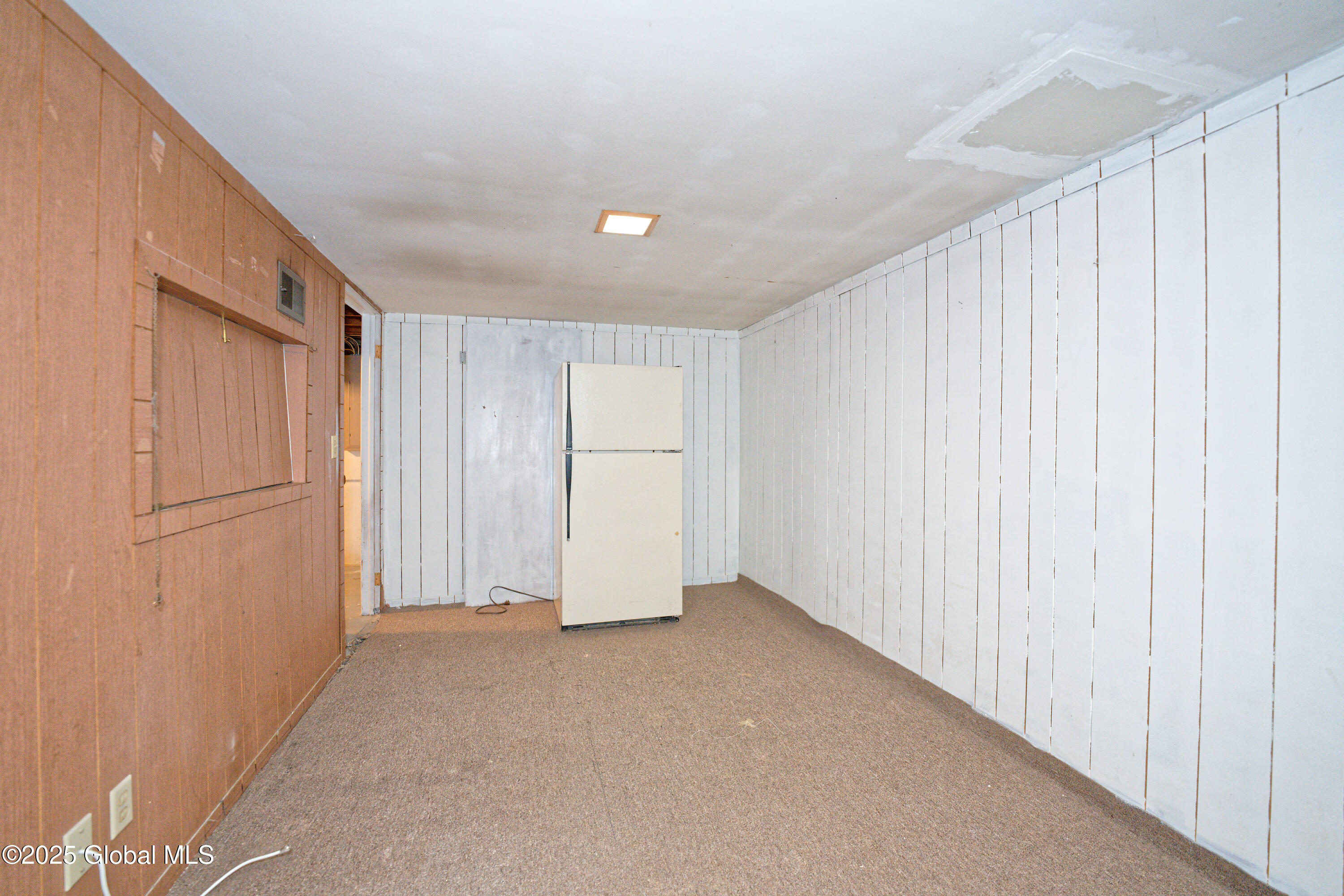 16 Harold Avenue, Latham, New York image 32
