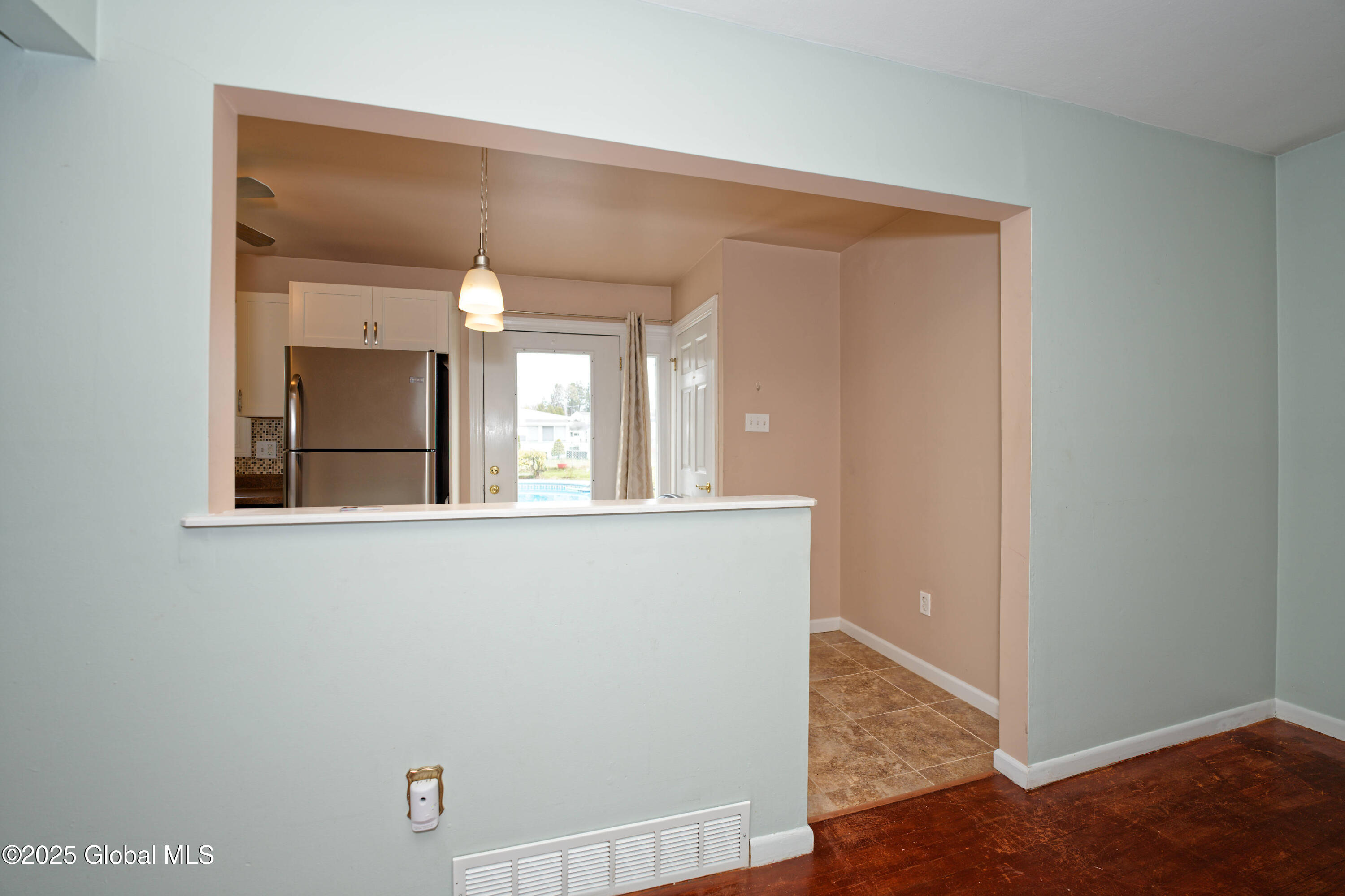 16 Harold Avenue, Latham, New York image 14