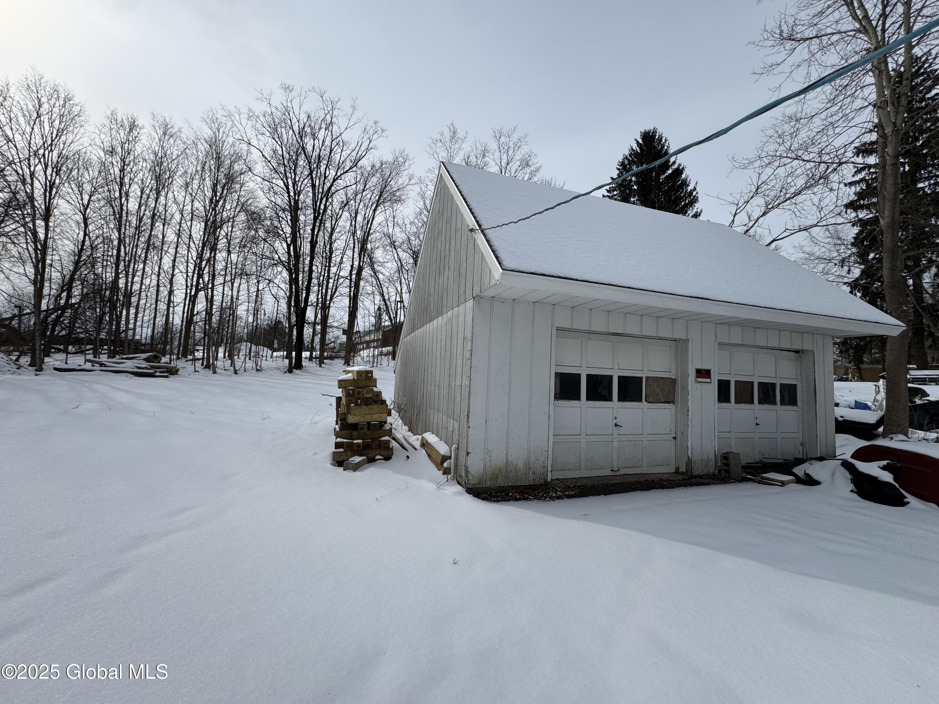 25 Albany Avenue, Nassau, New York image 46