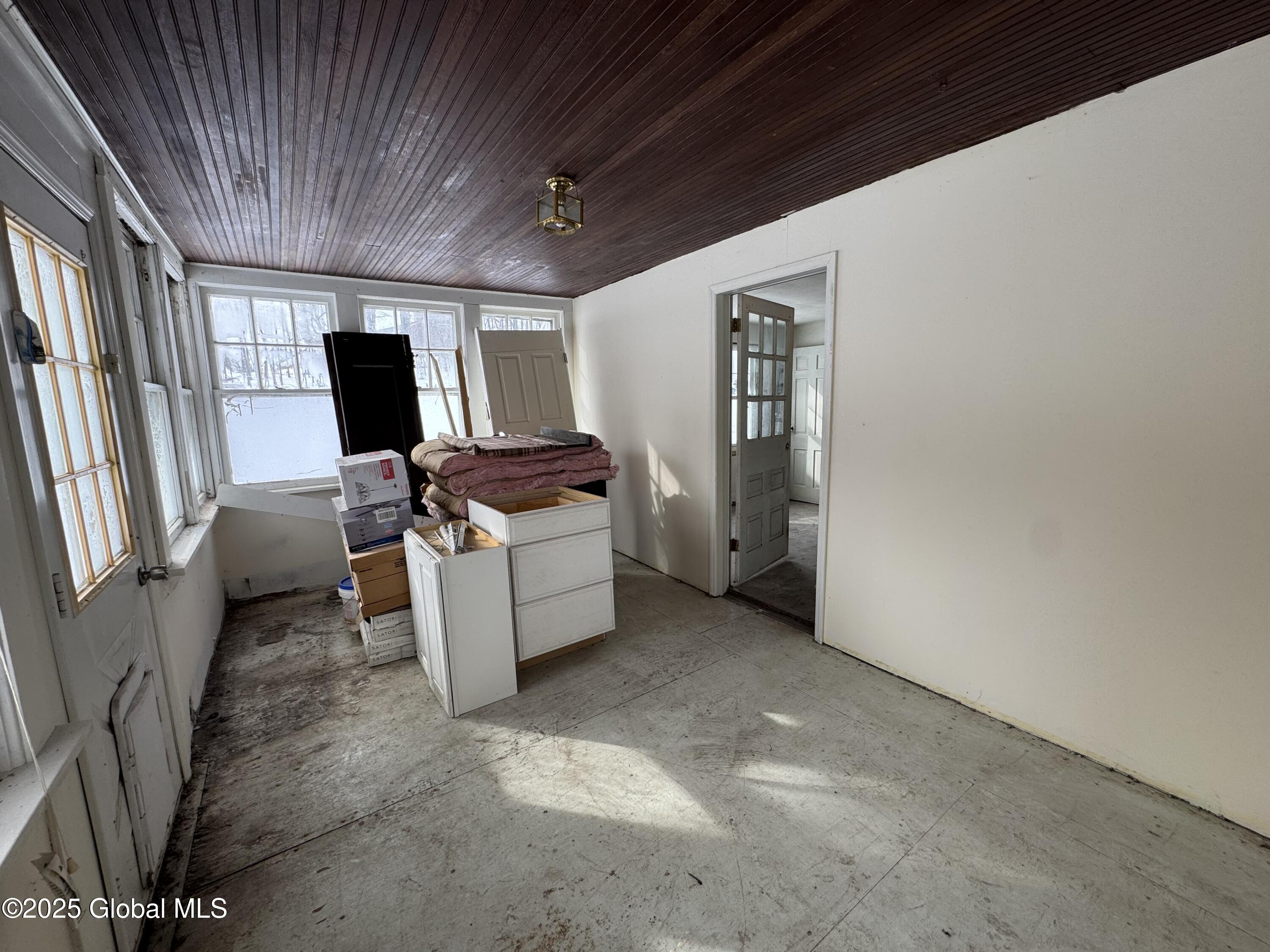 25 Albany Avenue, Nassau, New York image 14