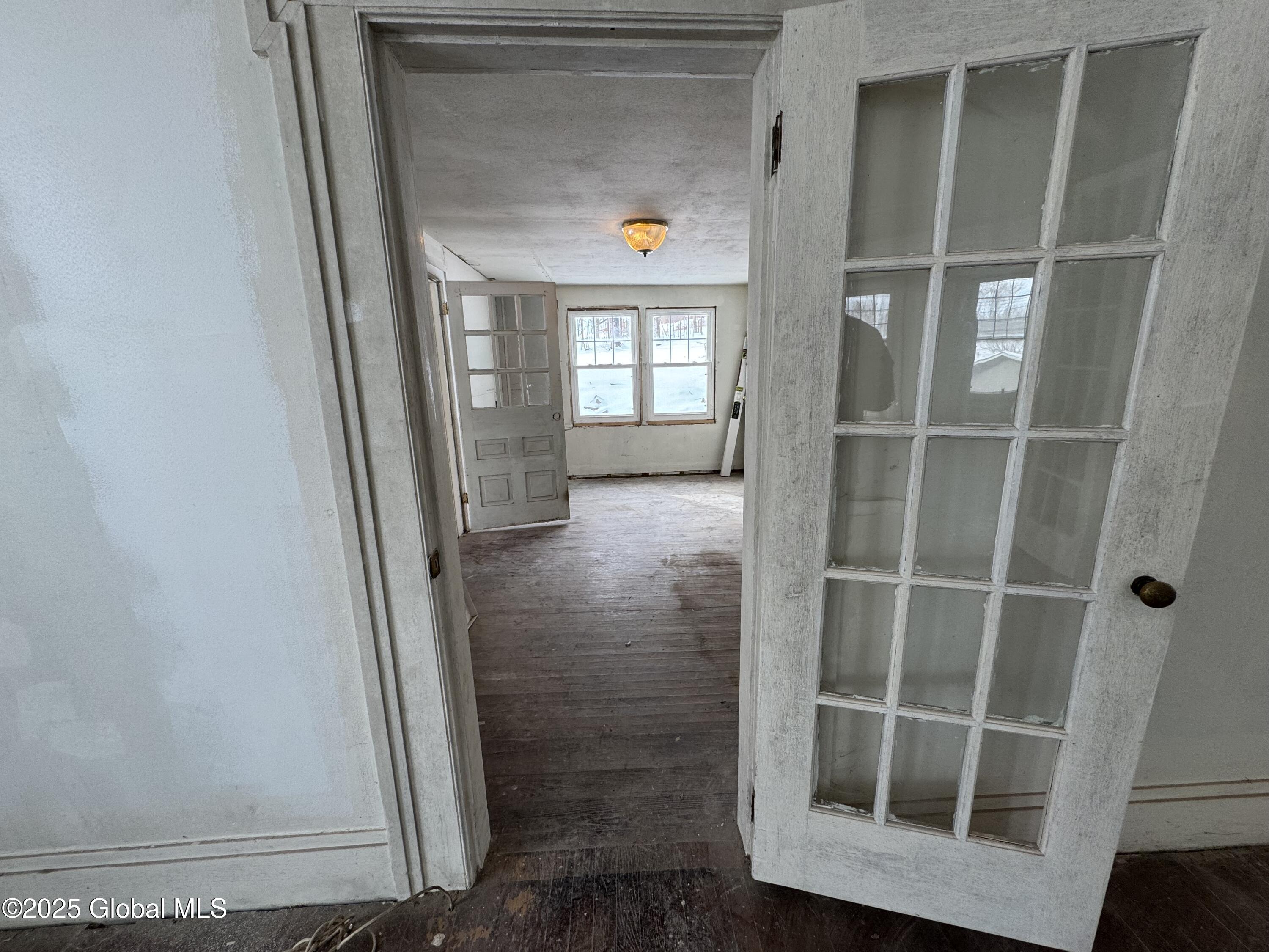 25 Albany Avenue, Nassau, New York image 10