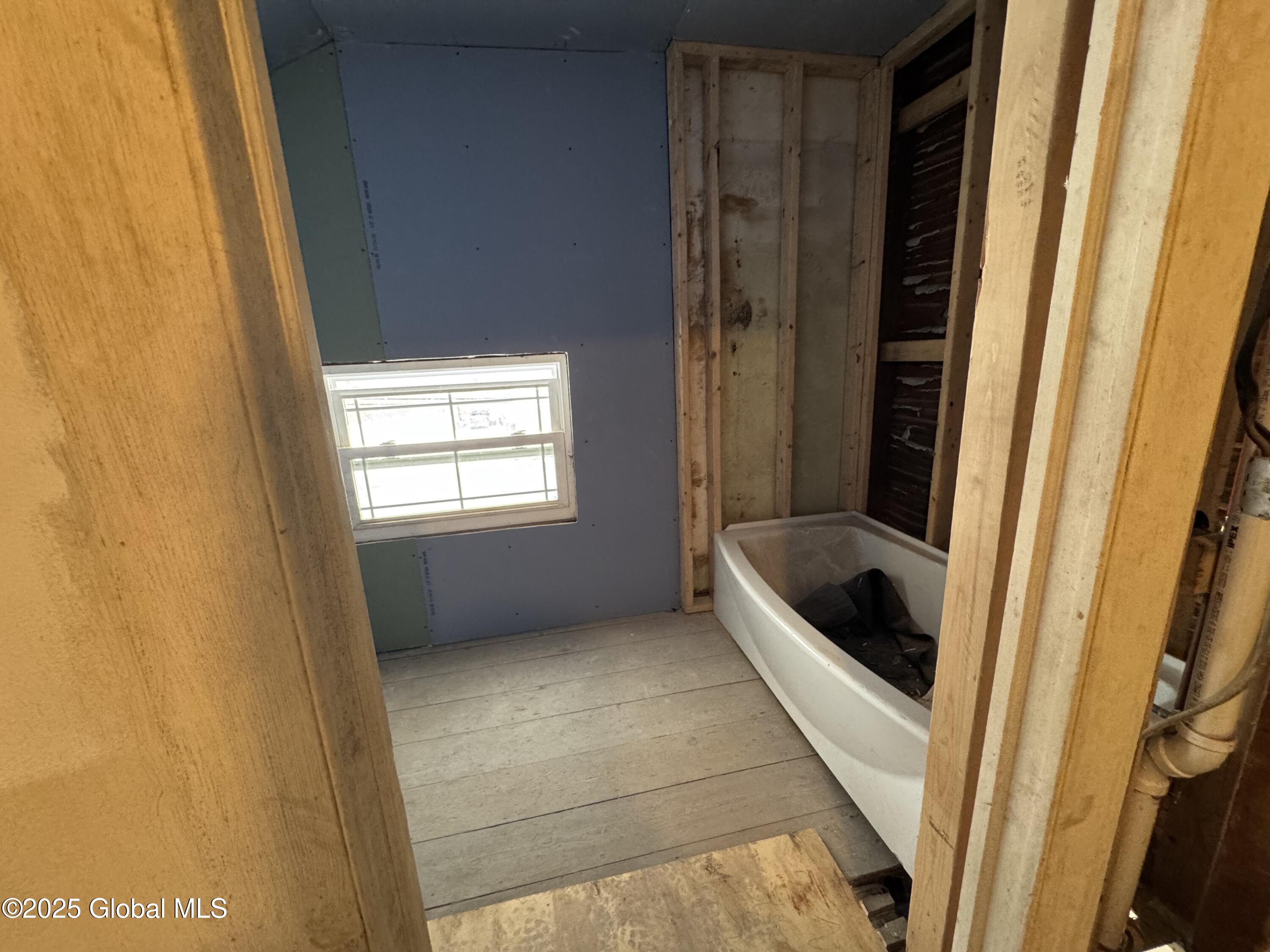25 Albany Avenue, Nassau, New York image 28