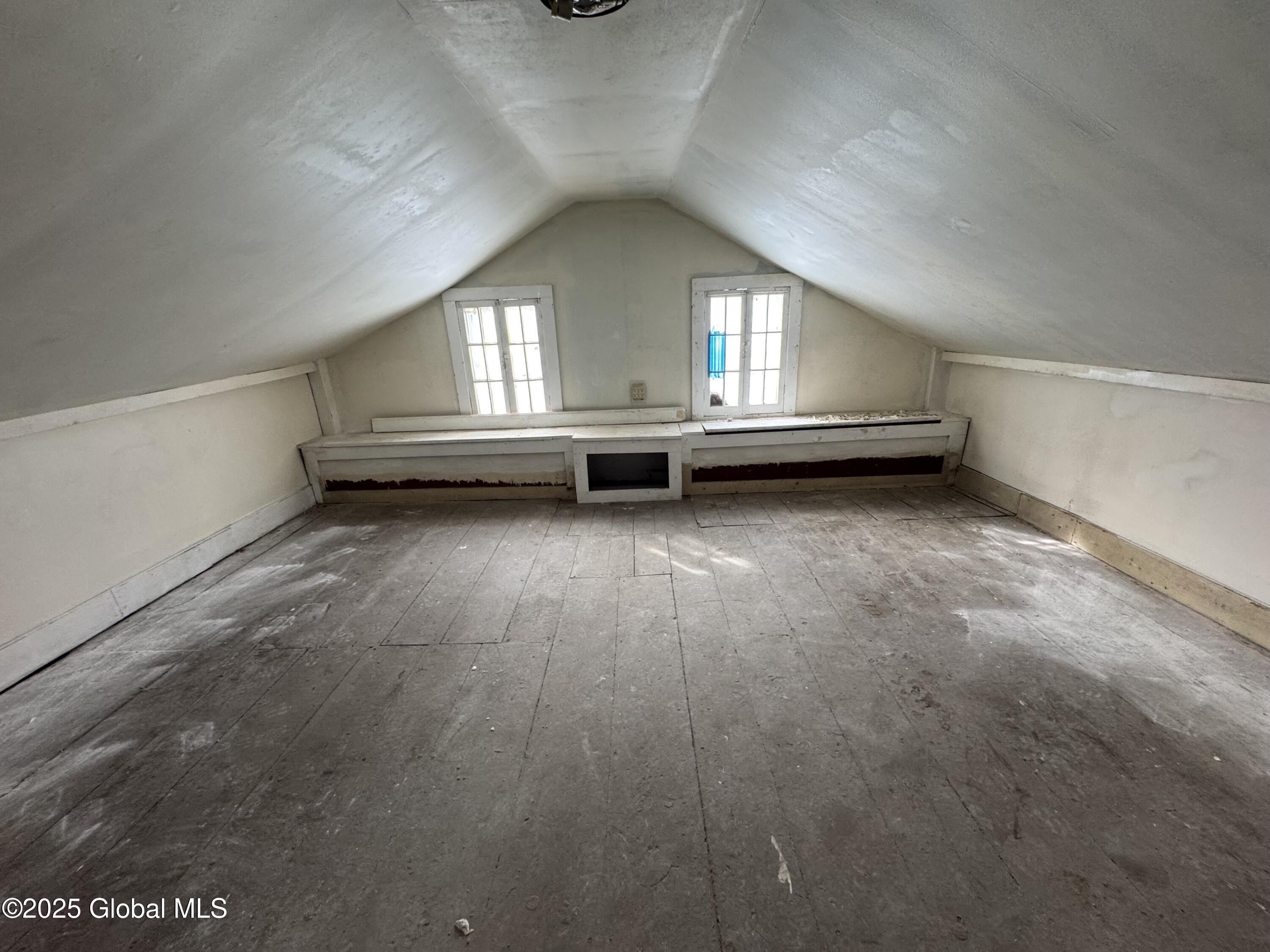25 Albany Avenue, Nassau, New York image 44