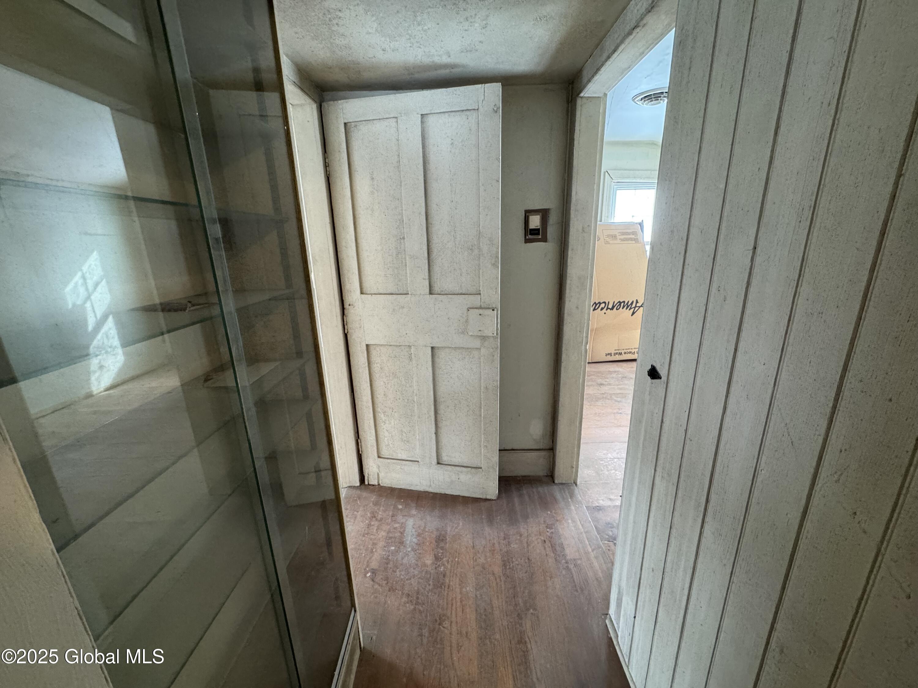 25 Albany Avenue, Nassau, New York image 35