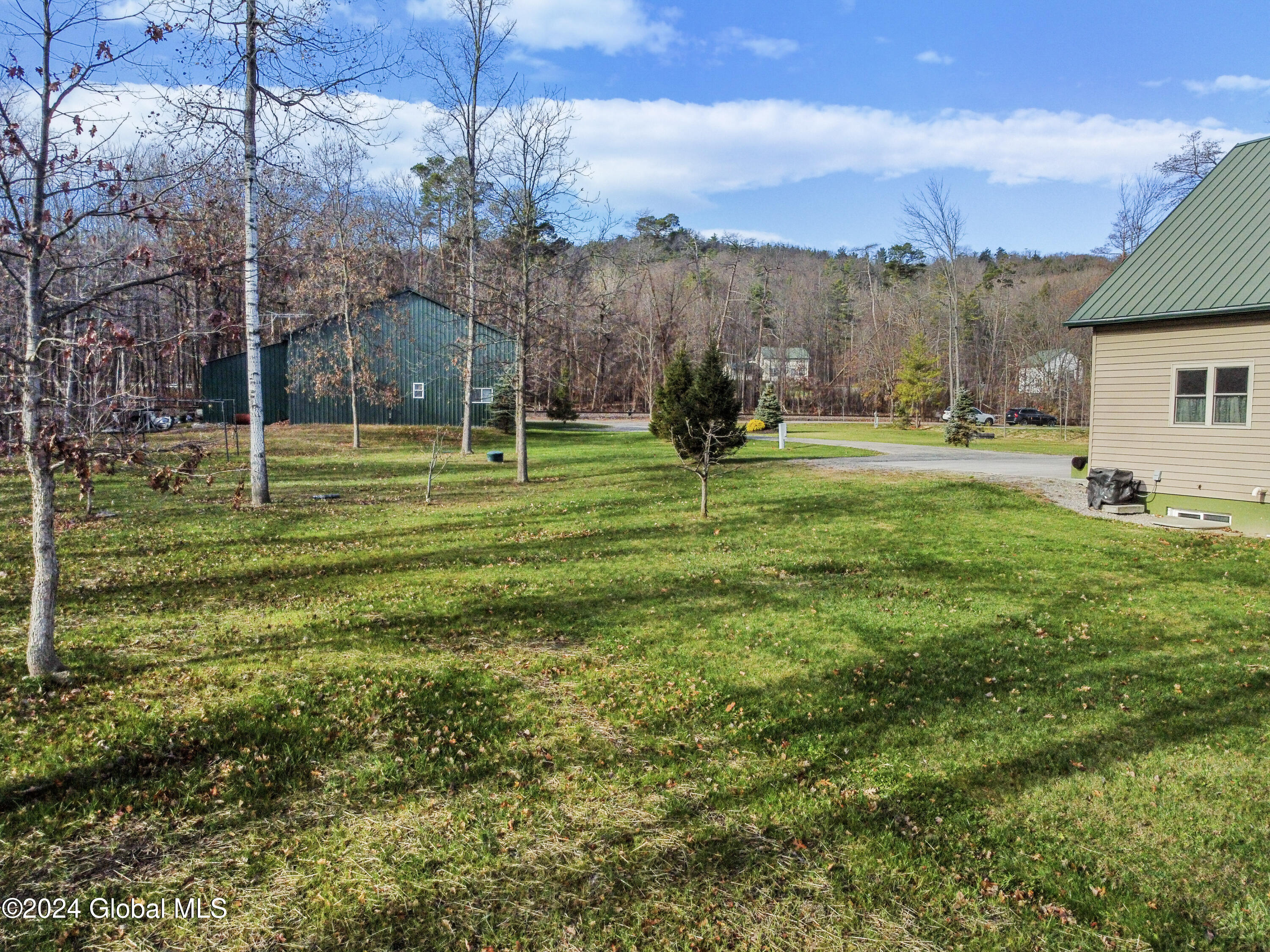 113 Captains Cove Cv, Crown Point, New York image 48