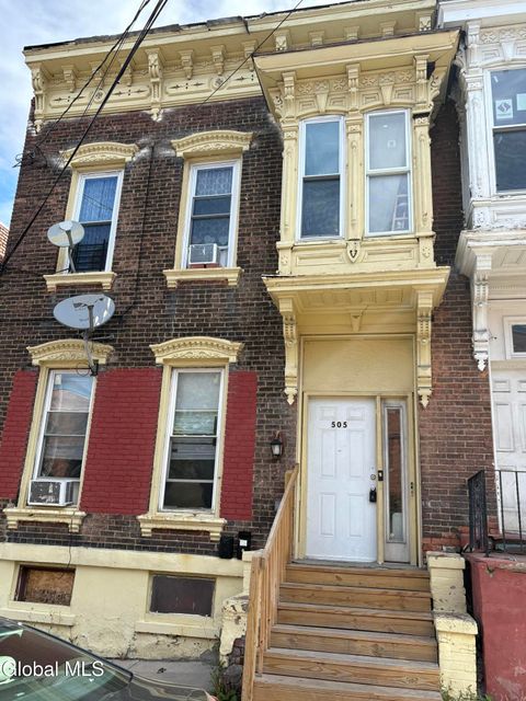 Photo of 505 Hamilton Street, Schenectady, NY 12305 (MLS # 202526613)