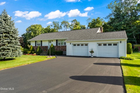 Homes For Sale - 1046 Gates Drive<br/> Schenectady, NY 12306