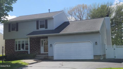 Photo of 7 Berkshire Drive, Albany, NY 12205 (MLS # 202616692)