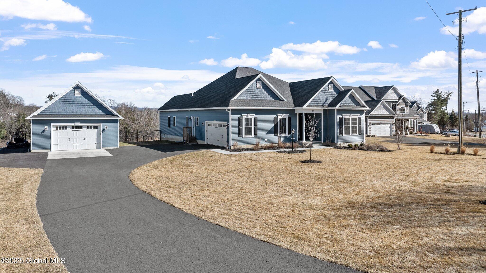 423 Hidley Road, Wynantskill, New York image 8