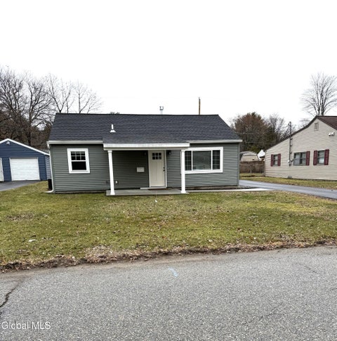 Homes For Sale - 18 Prospect Drive<br/> Queensbury, NY 12804