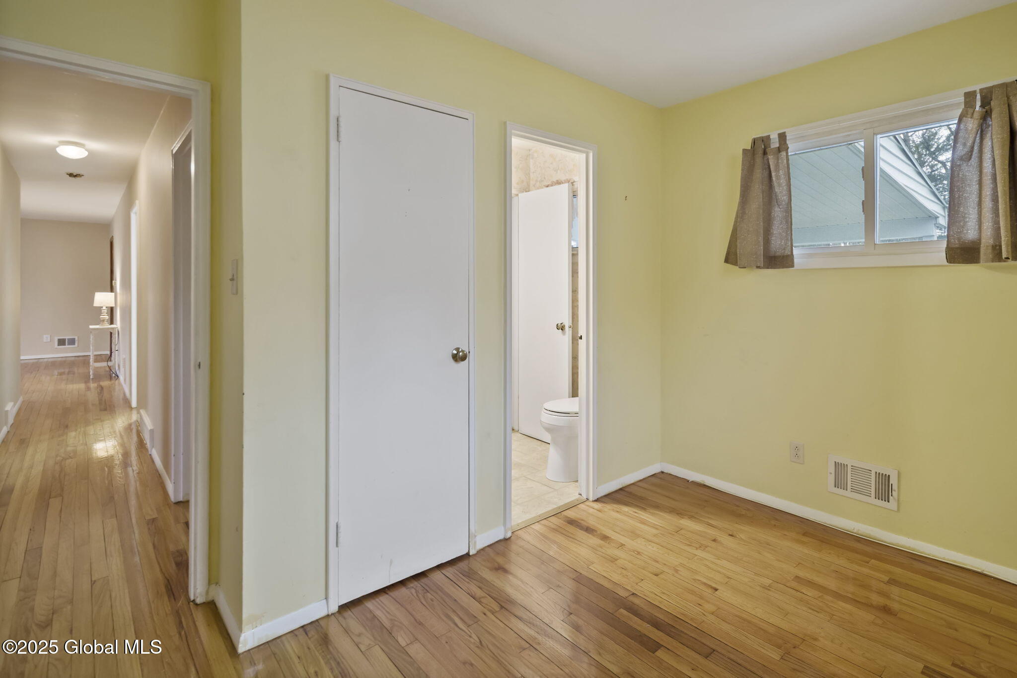 6 Tipton Drive, Loudonville, New York image 16