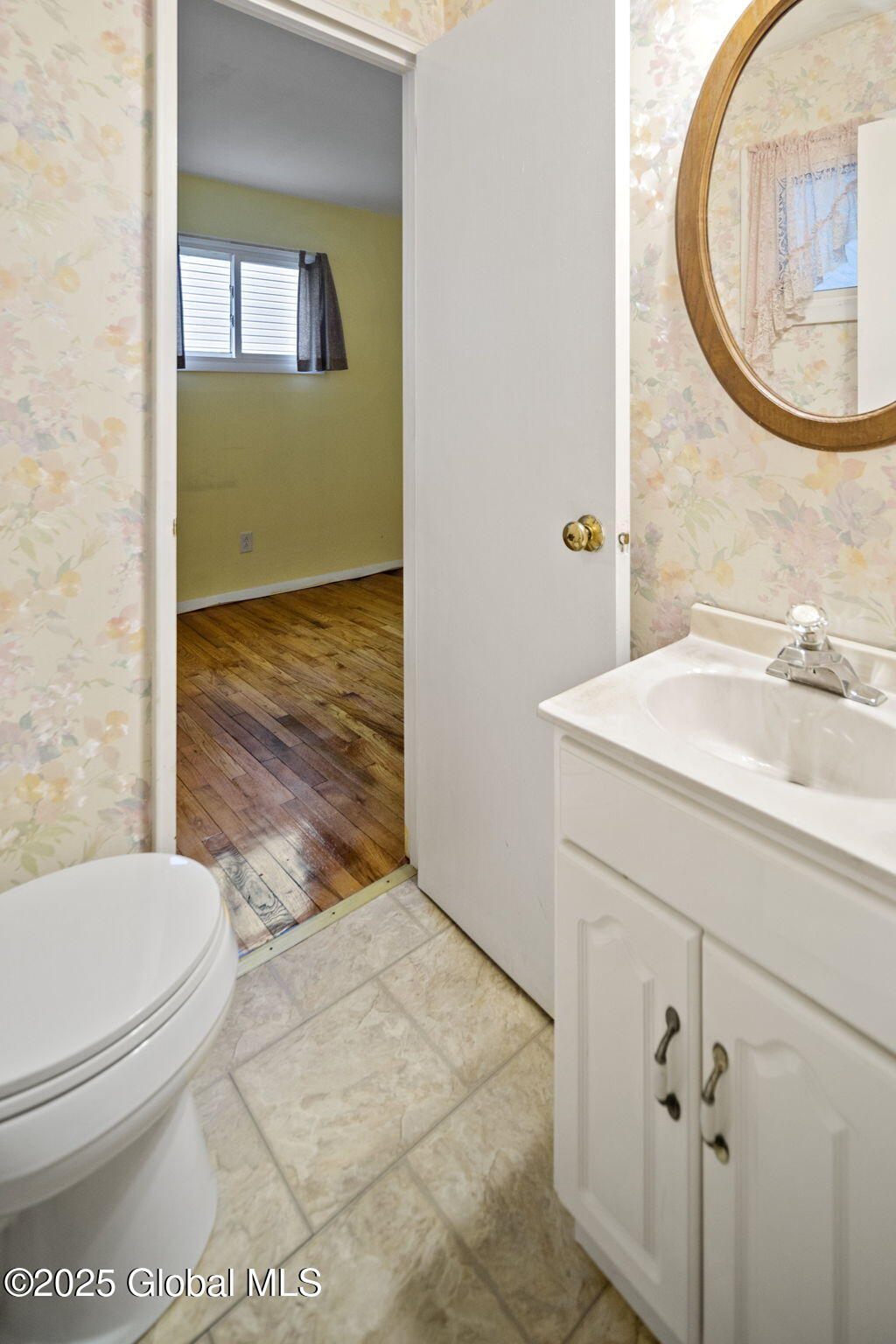 6 Tipton Drive, Loudonville, New York image 17