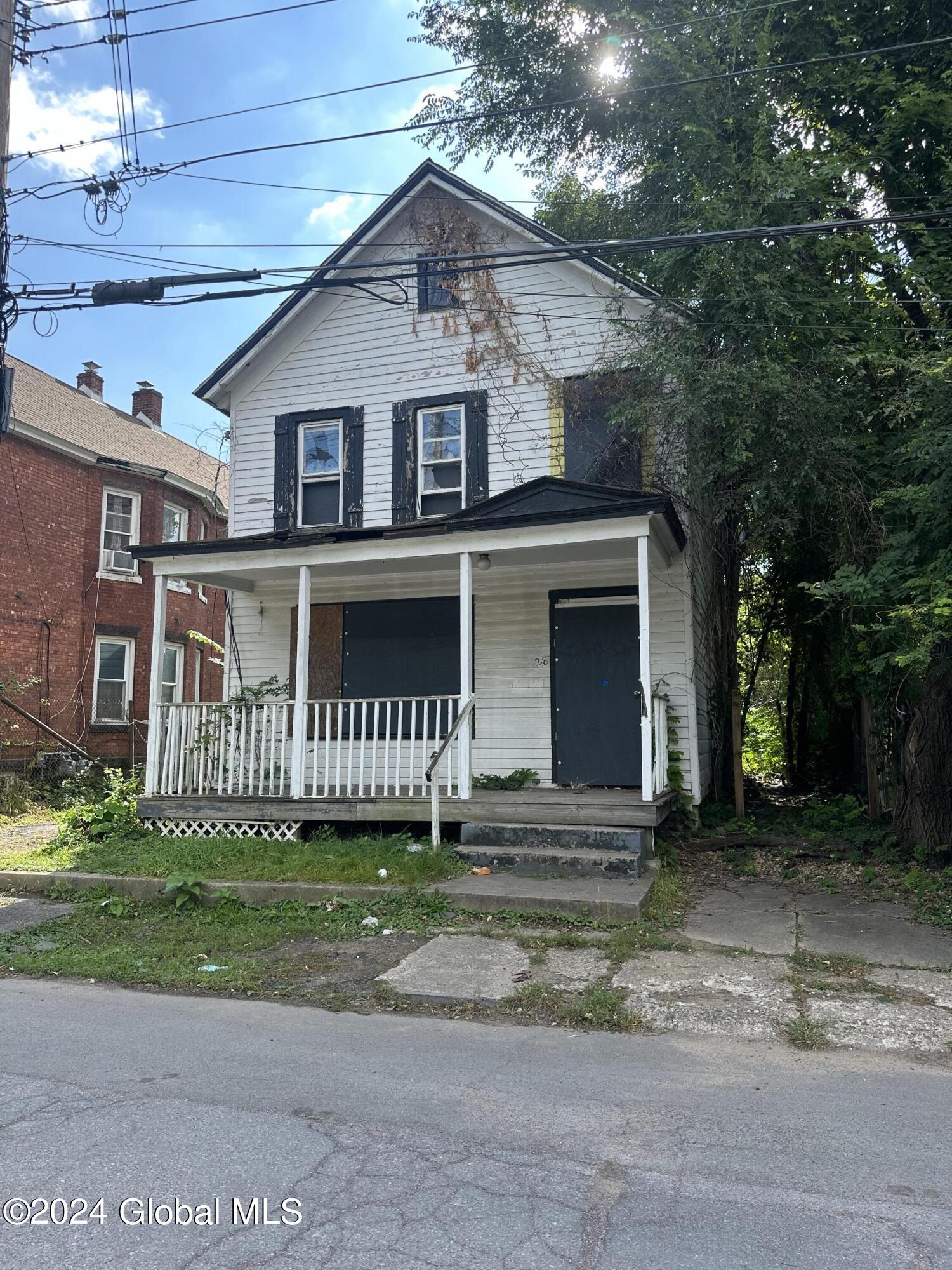 28 Moyston Street, Schenectady, New York image 1