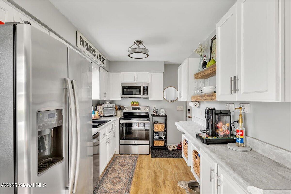 97 Mcnutt Avenue, Albany, New York image 9