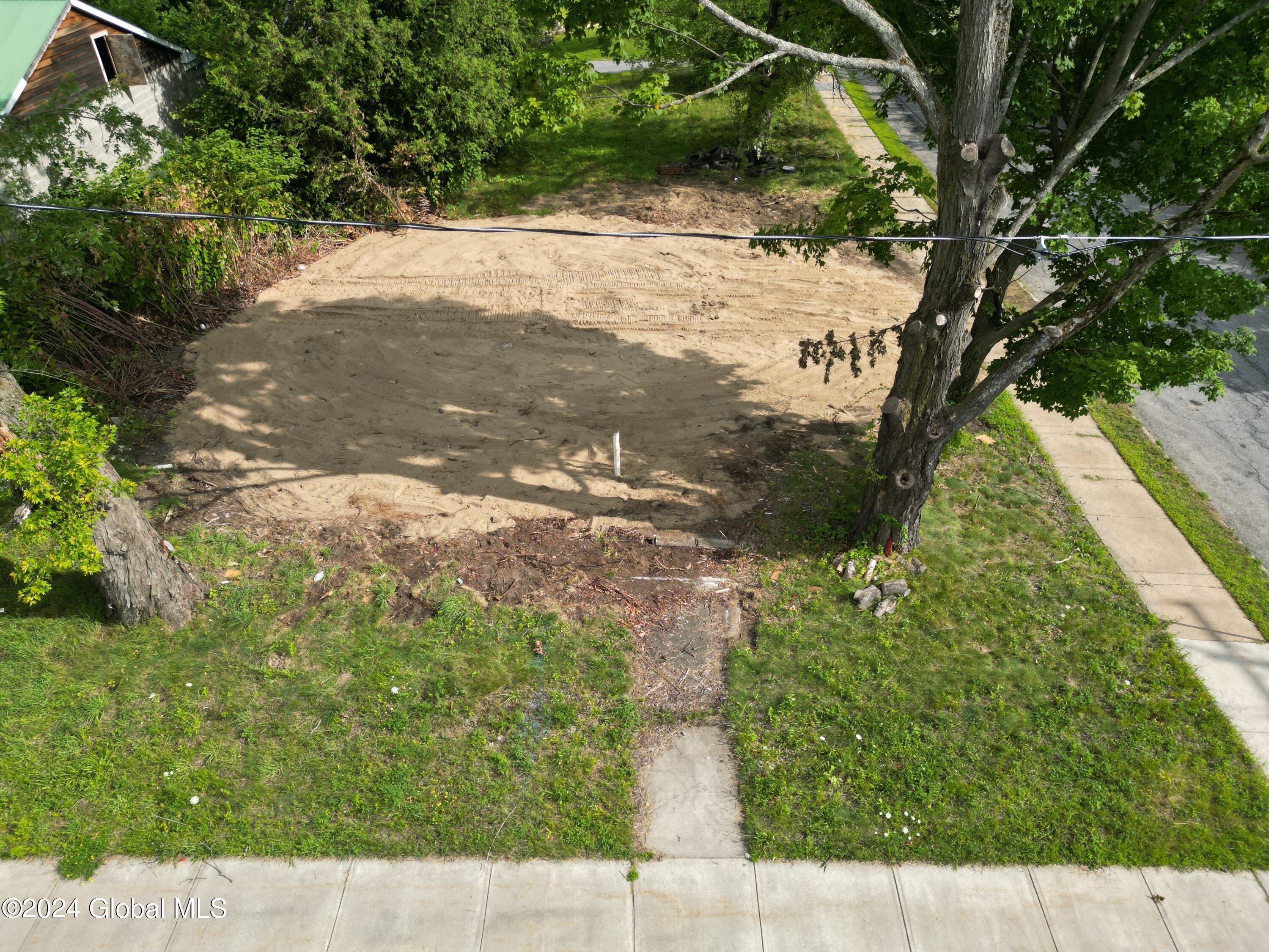 16 Pine Street, Corinth, New York image 3