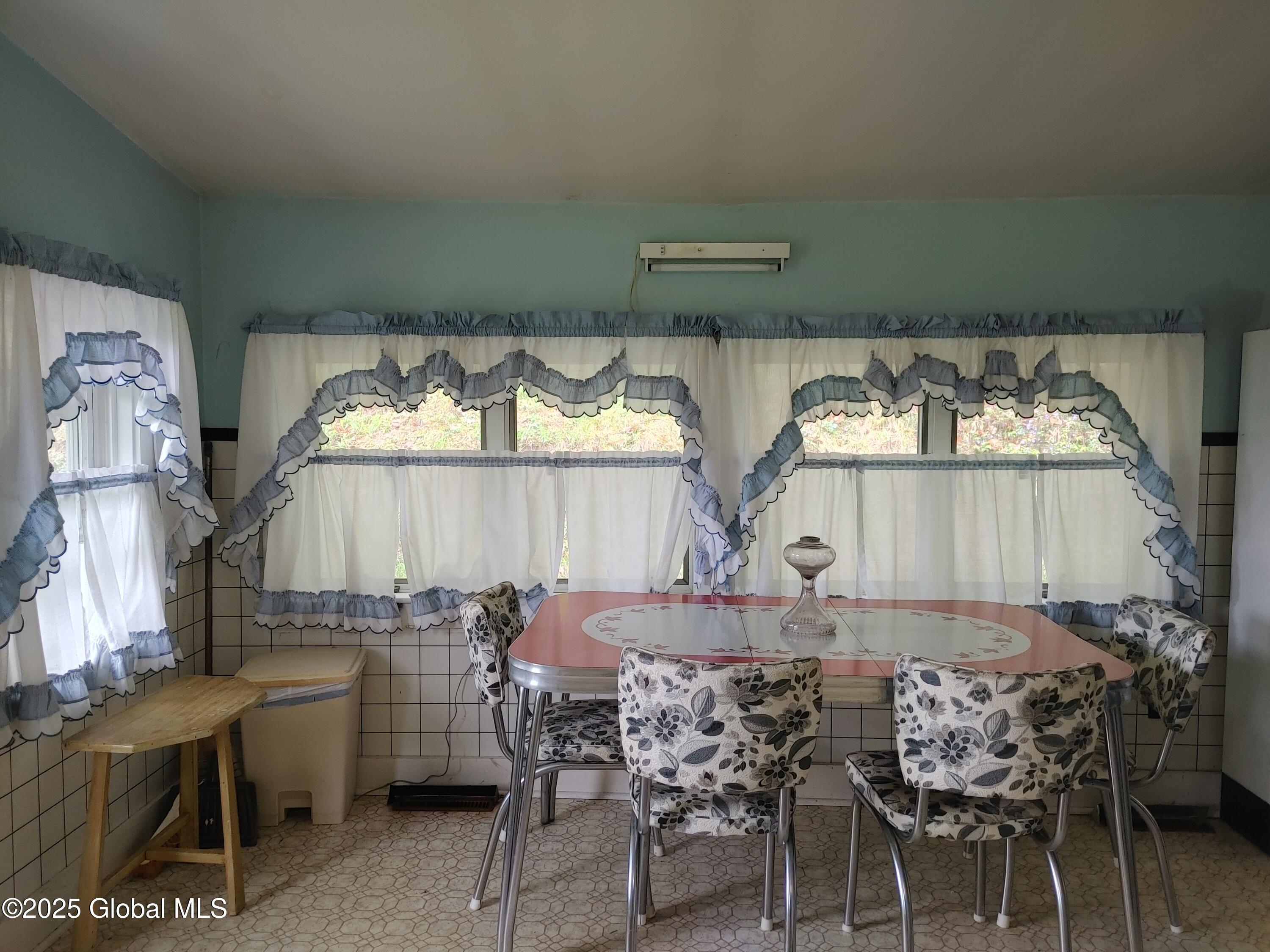 73 River Road, Ticonderoga, New York image 6
