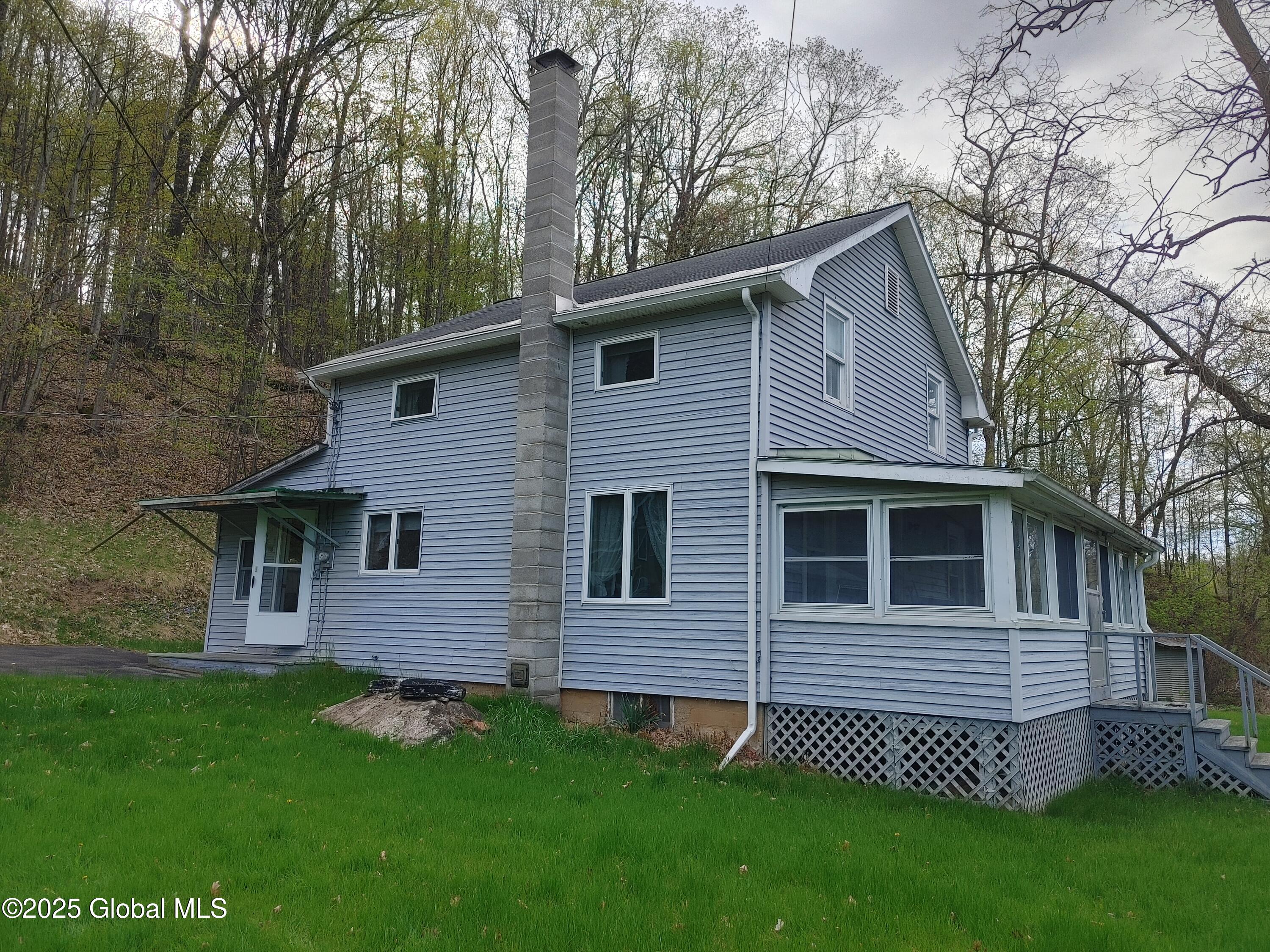73 River Road, Ticonderoga, New York image 1