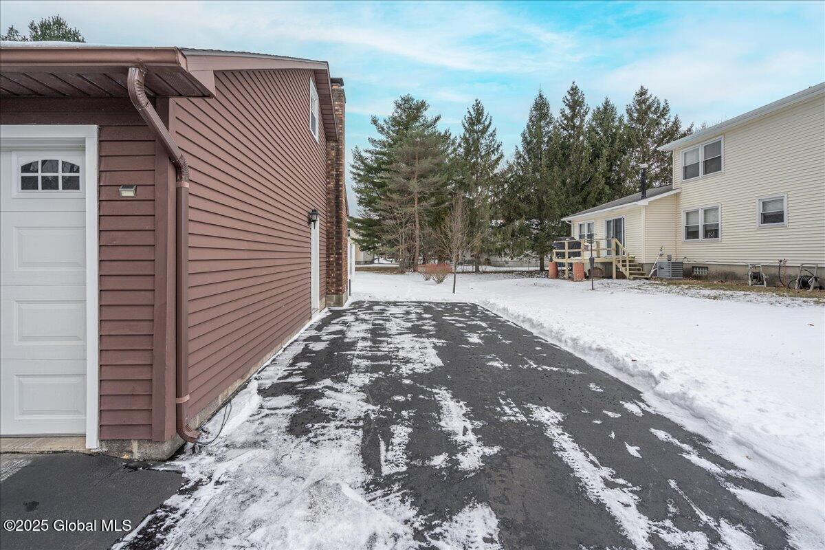 811 Huntingdon Drive, Niskayuna, New York image 38