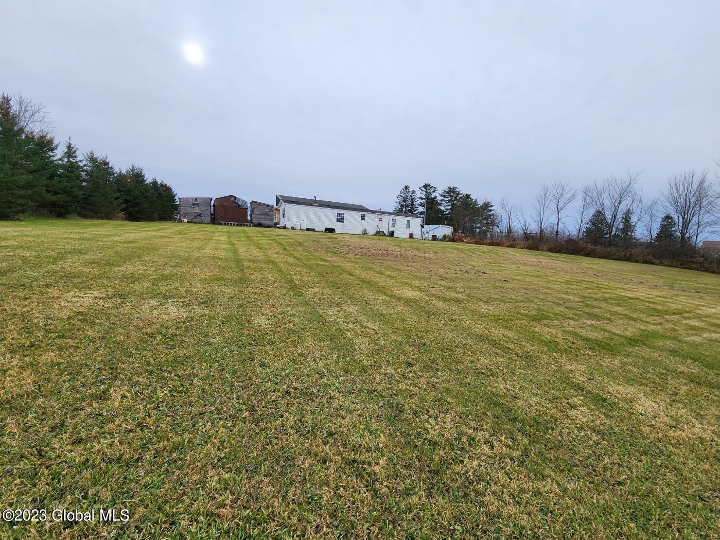 917 E Lykers Road, Sprakers, New York image 9