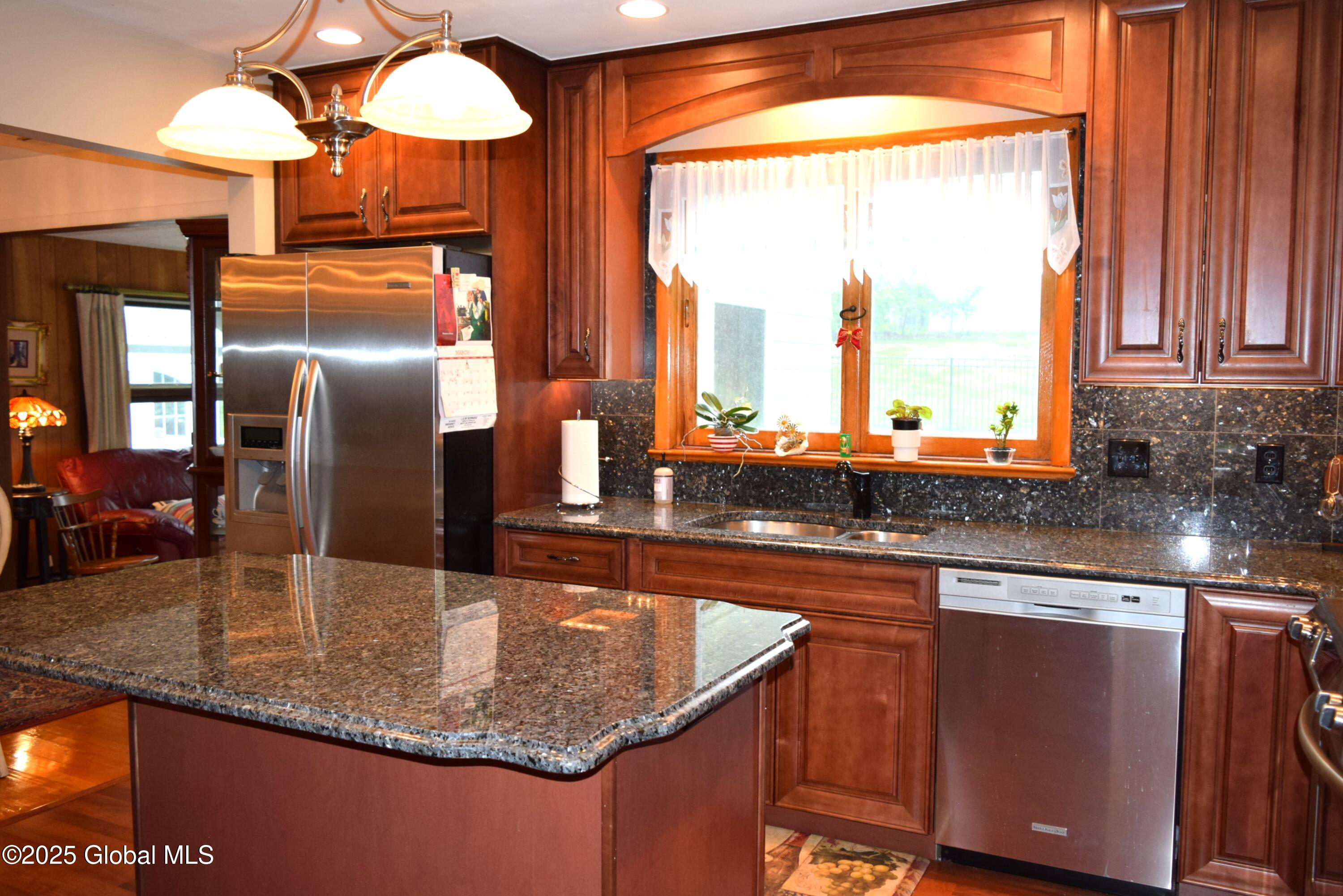 20 E Highland Drive, Albany, New York image 3